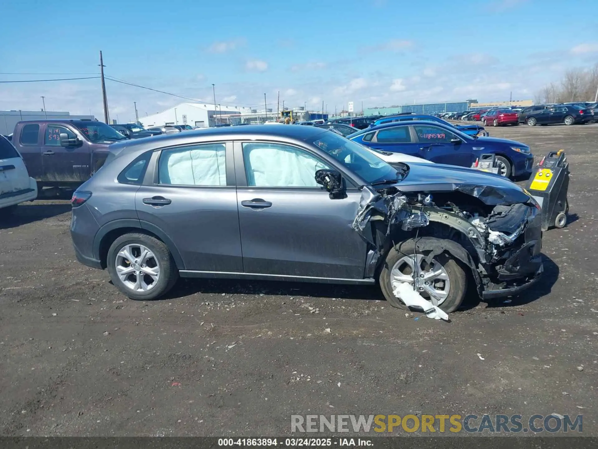 13 Photograph of a damaged car 3CZRZ2H39PM721894 HONDA HR-V 2023