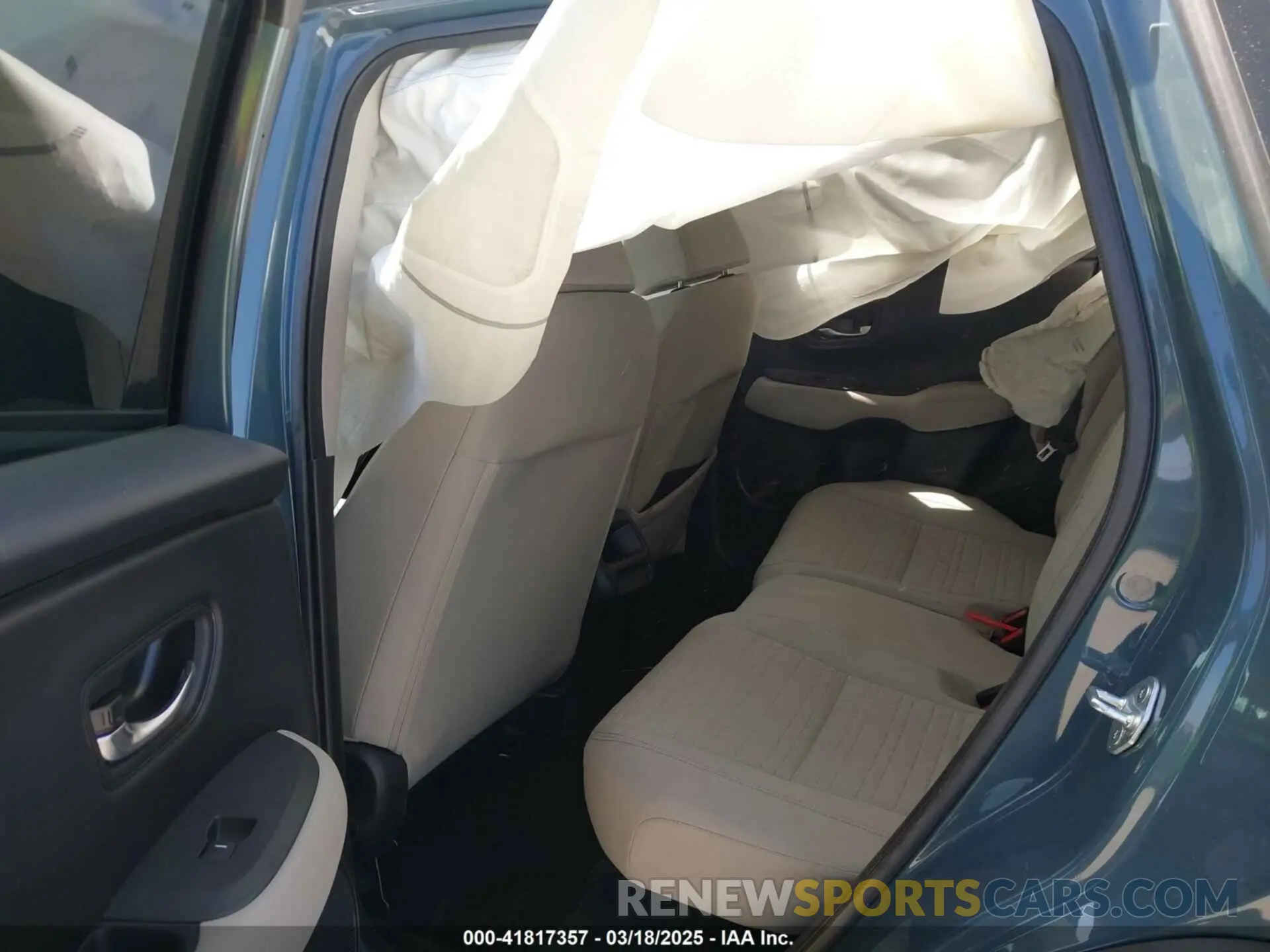 8 Photograph of a damaged car 3CZRZ2H39PM726982 HONDA HR-V 2023