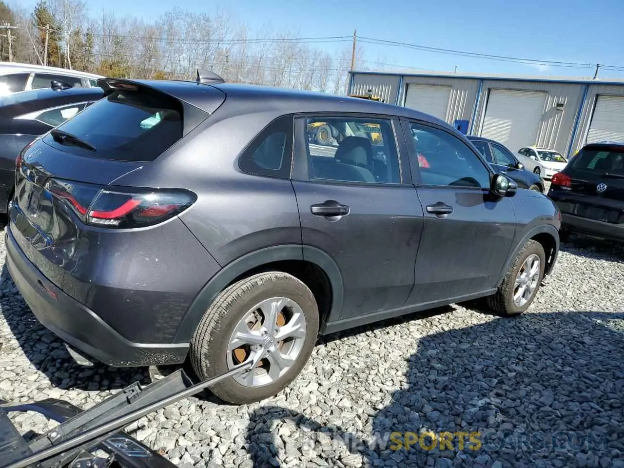 3 Photograph of a damaged car 3CZRZ2H39PM743376 HONDA HR-V 2023