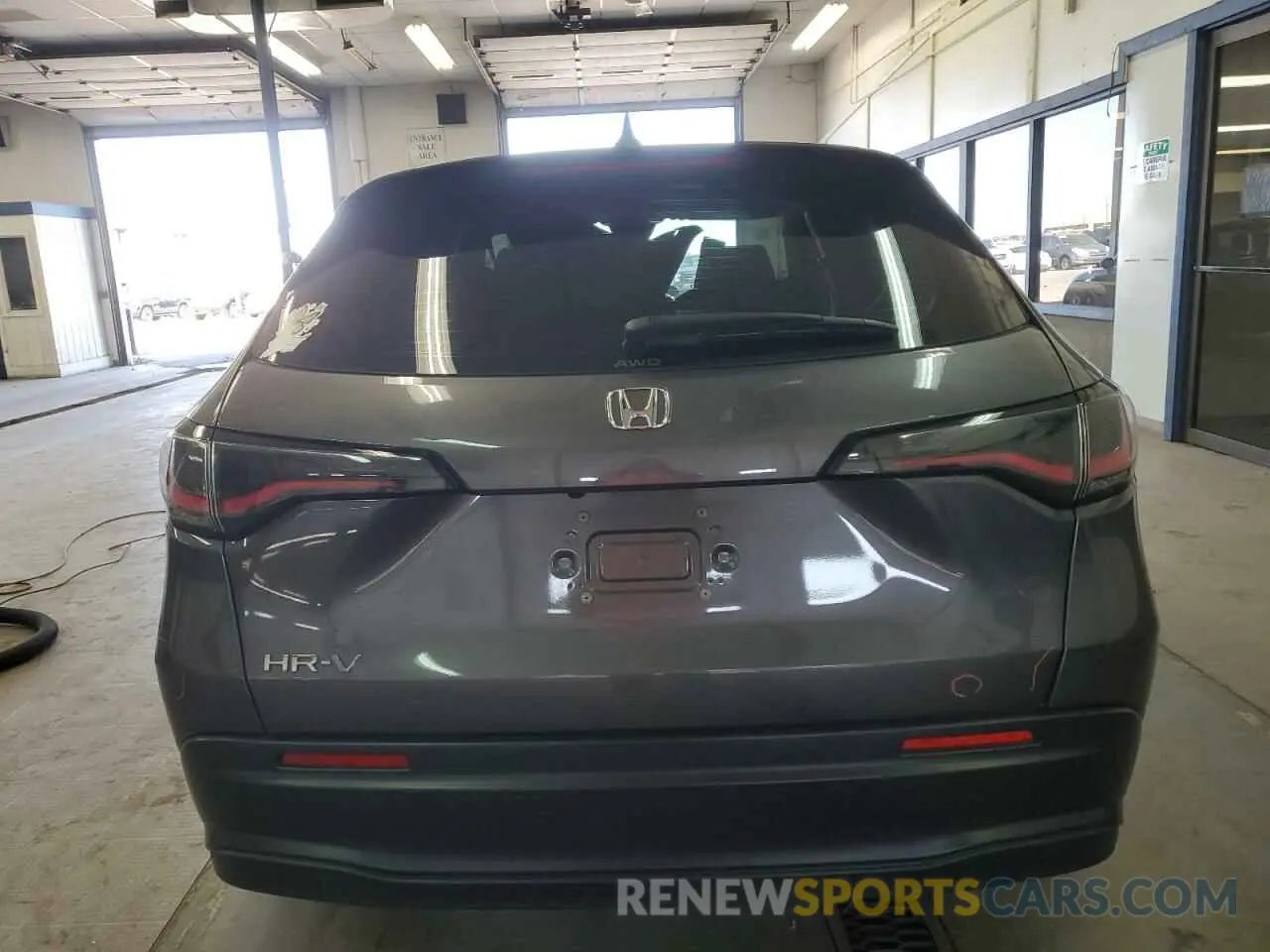 6 Photograph of a damaged car 3CZRZ2H3XPM734976 HONDA HR-V 2023