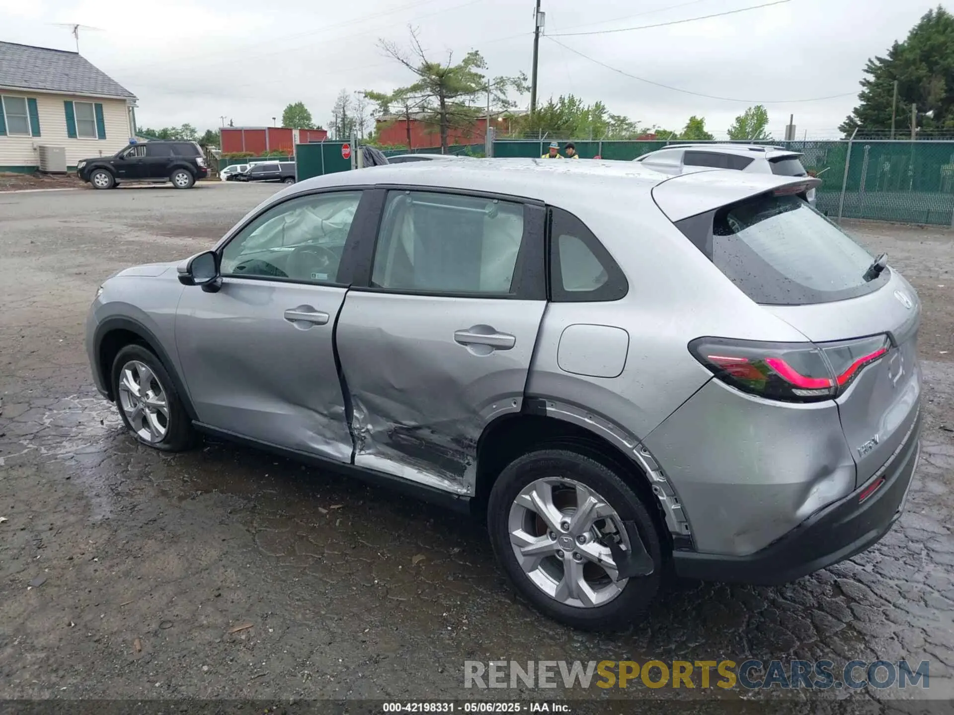 3 Photograph of a damaged car 3CZRZ2H3XPM746951 HONDA HR-V 2023