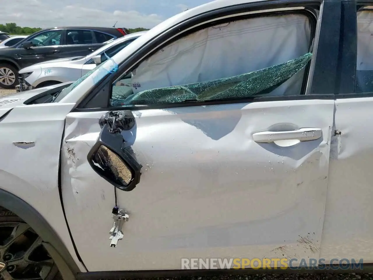 7 Photograph of a damaged car 3CZRZ2H50PM704385 HONDA HR-V 2023
