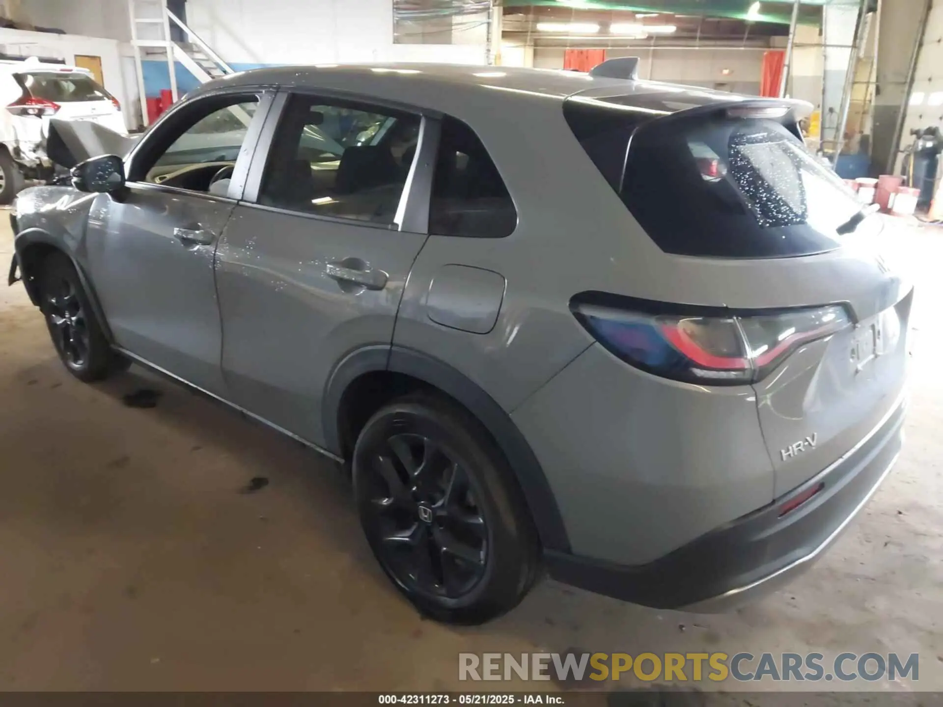 3 Photograph of a damaged car 3CZRZ2H50PM714351 HONDA HR-V 2023
