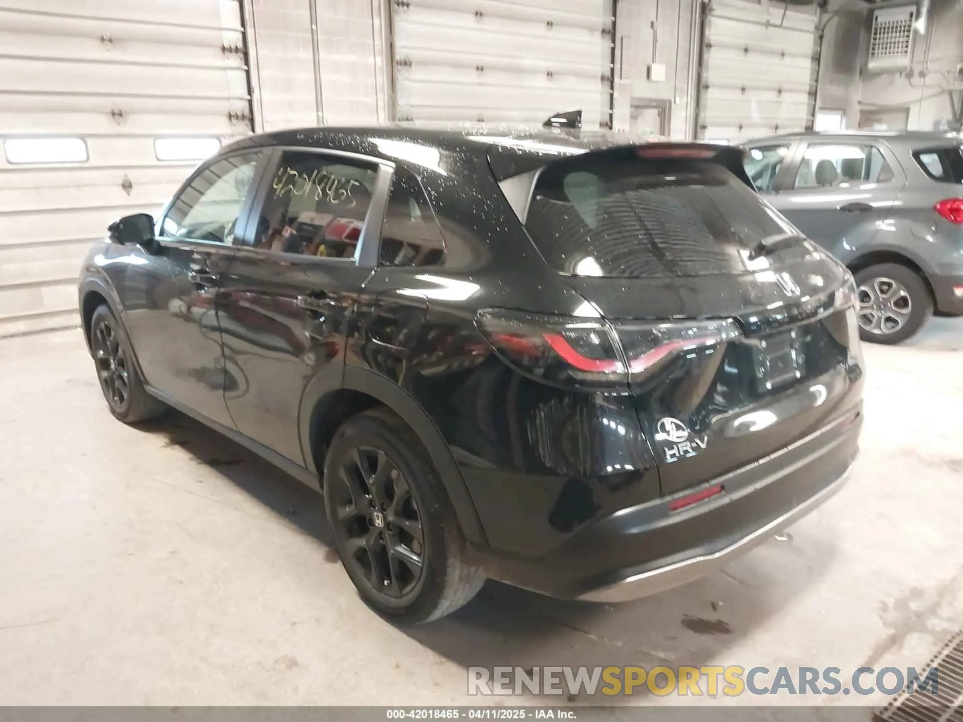 3 Photograph of a damaged car 3CZRZ2H50PM750556 HONDA HR-V 2023