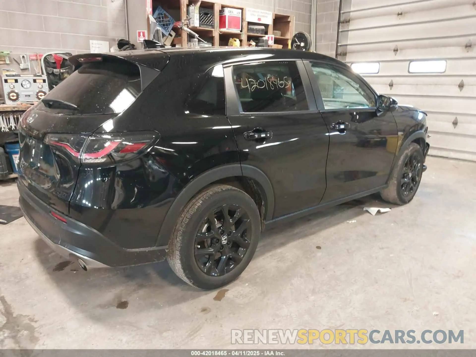 4 Photograph of a damaged car 3CZRZ2H50PM750556 HONDA HR-V 2023