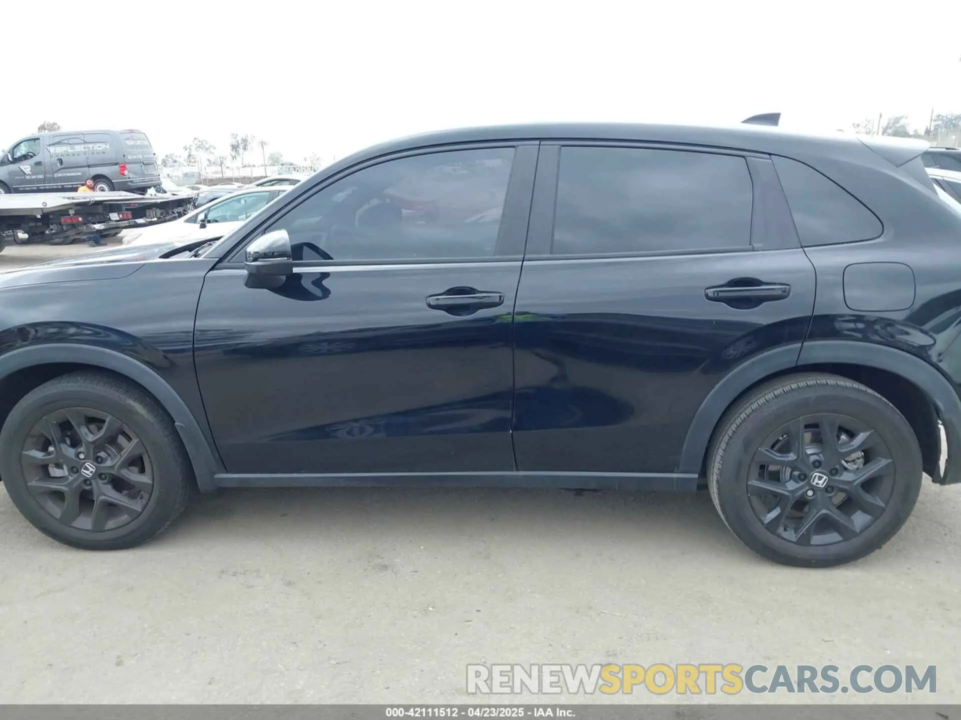 15 Photograph of a damaged car 3CZRZ2H52PM701679 HONDA HR-V 2023