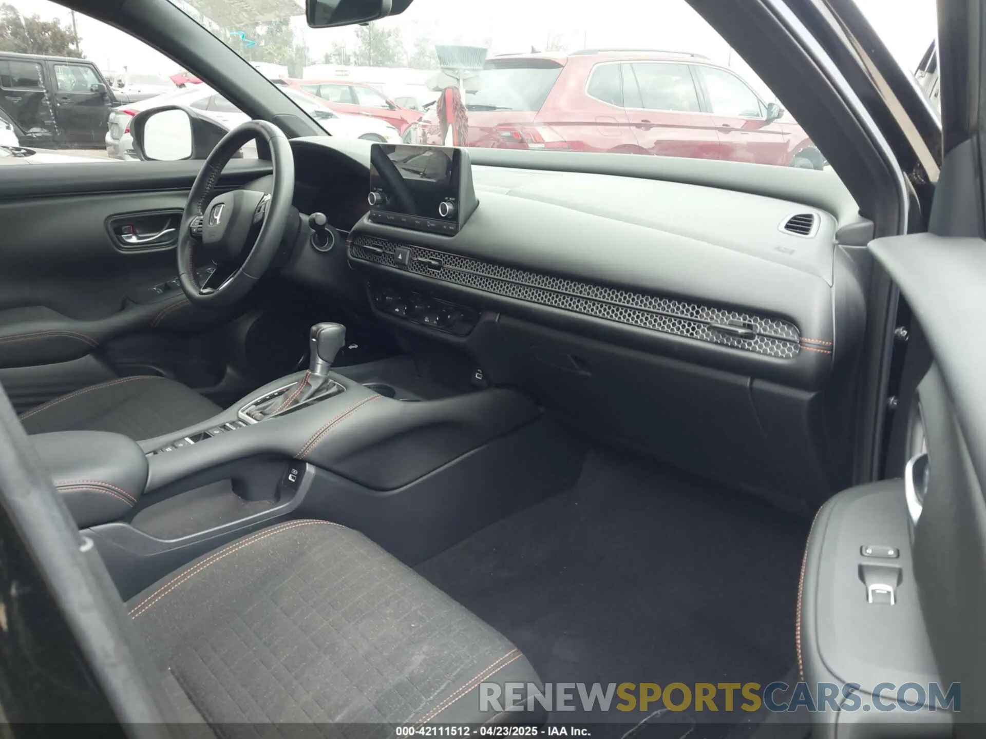 5 Photograph of a damaged car 3CZRZ2H52PM701679 HONDA HR-V 2023