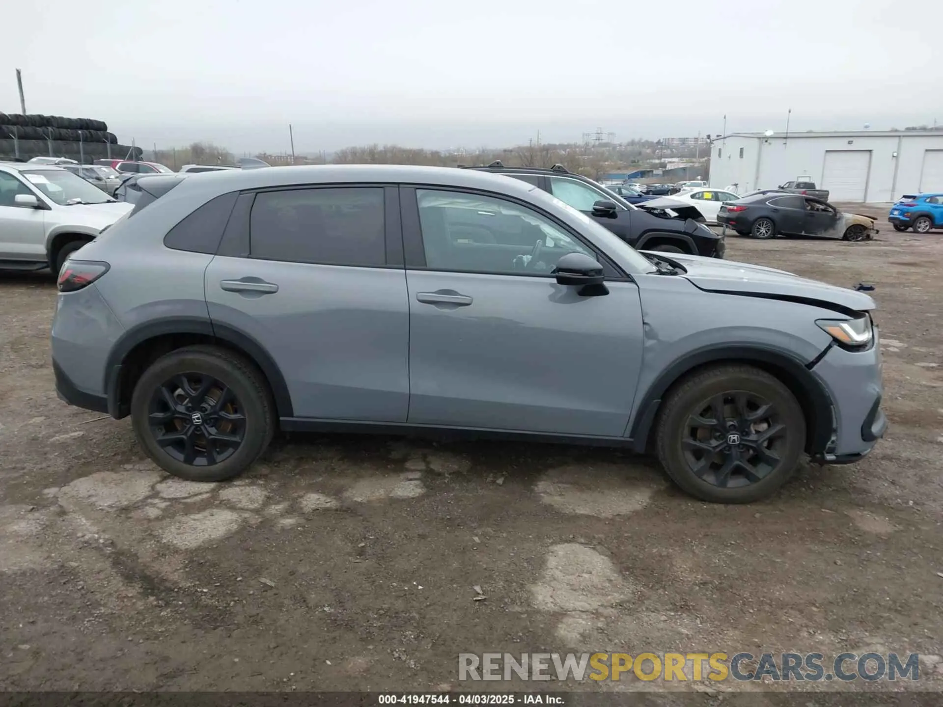 13 Photograph of a damaged car 3CZRZ2H52PM732446 HONDA HR-V 2023
