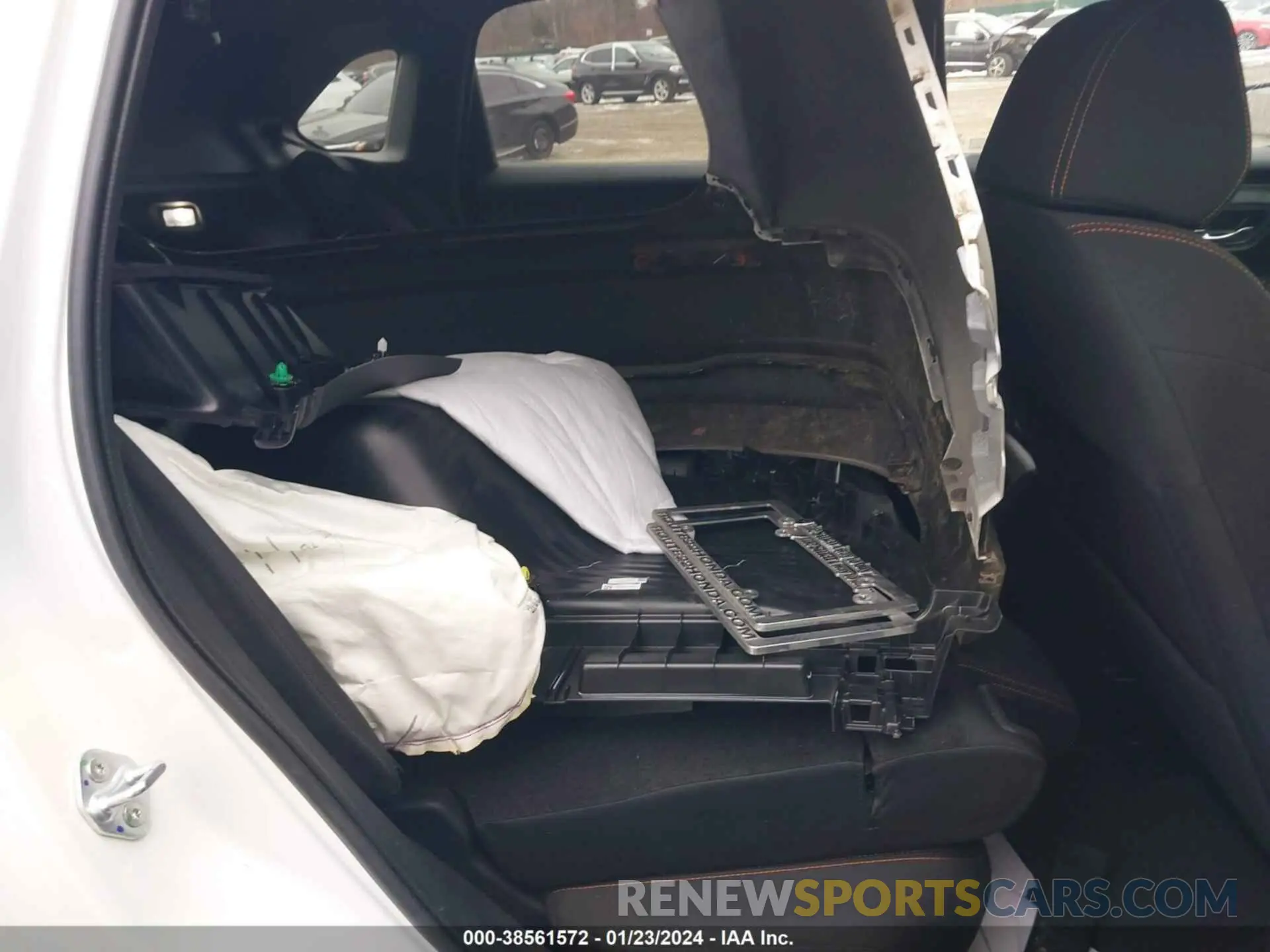 8 Photograph of a damaged car 3CZRZ2H53PM711945 HONDA HR-V 2023