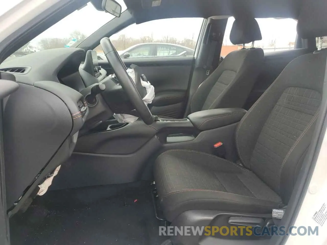 7 Photograph of a damaged car 3CZRZ2H54PM701358 HONDA HR-V 2023