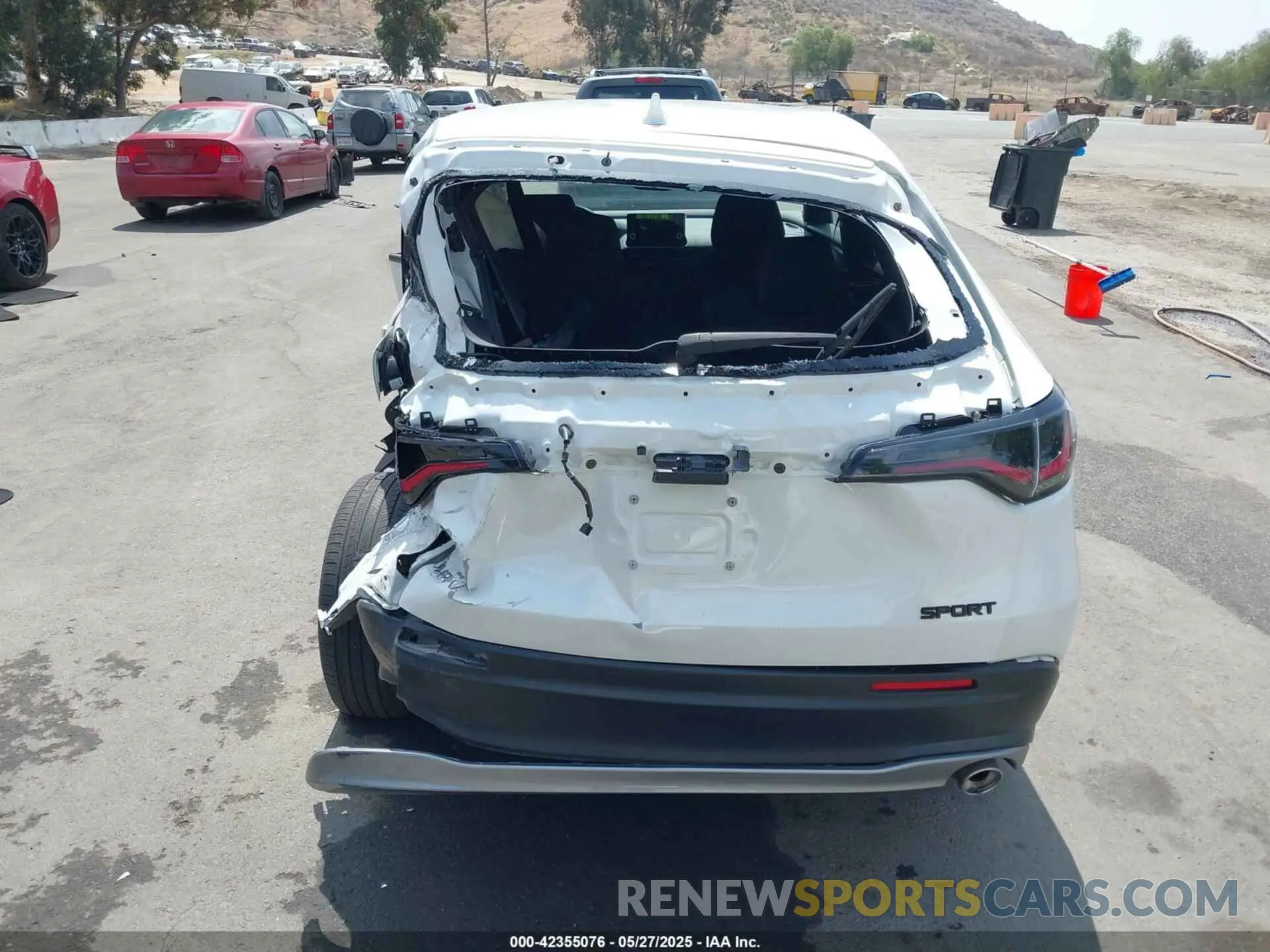 16 Photograph of a damaged car 3CZRZ2H54PM706625 HONDA HR-V 2023