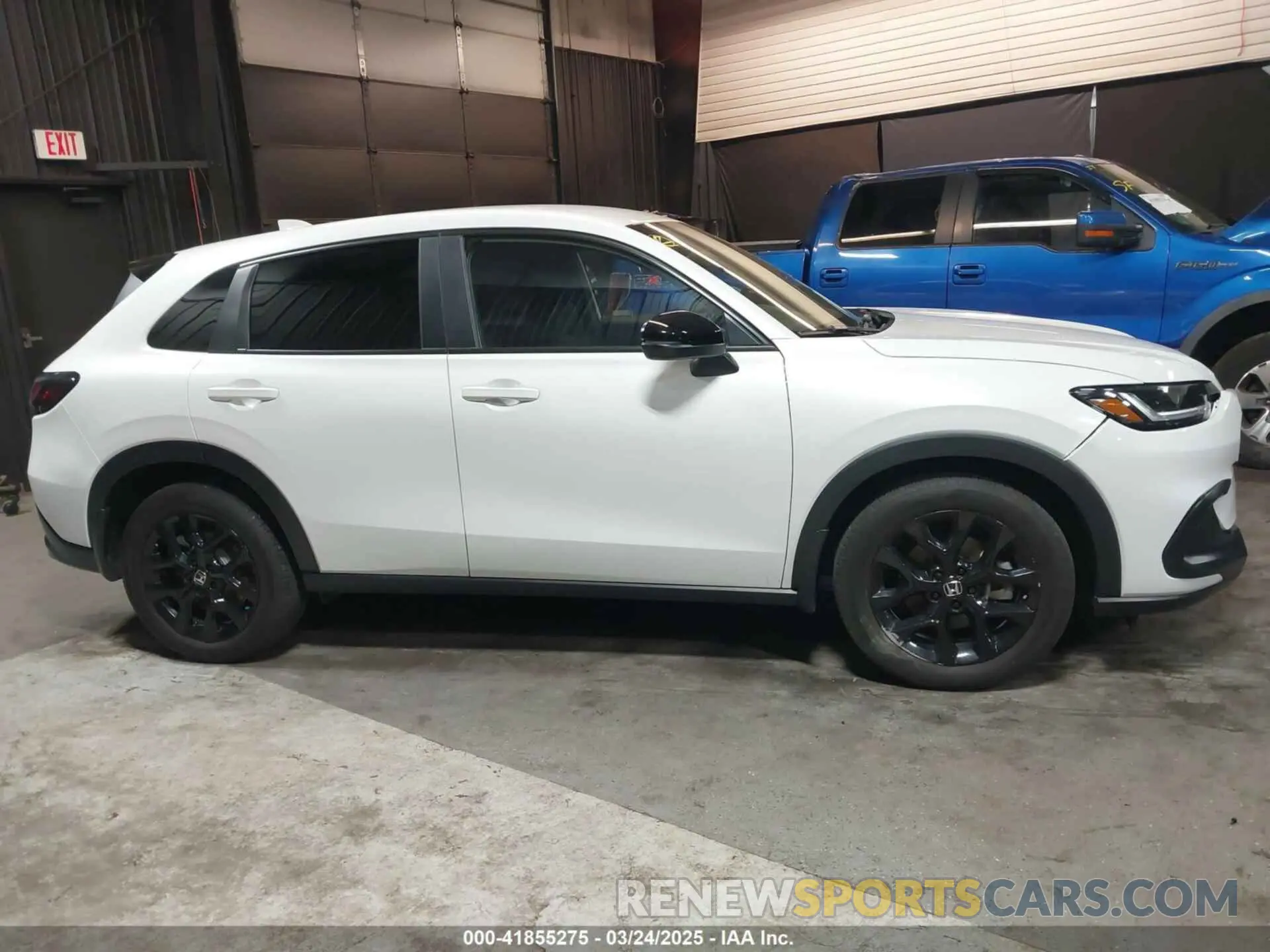 13 Photograph of a damaged car 3CZRZ2H55PM719707 HONDA HR-V 2023
