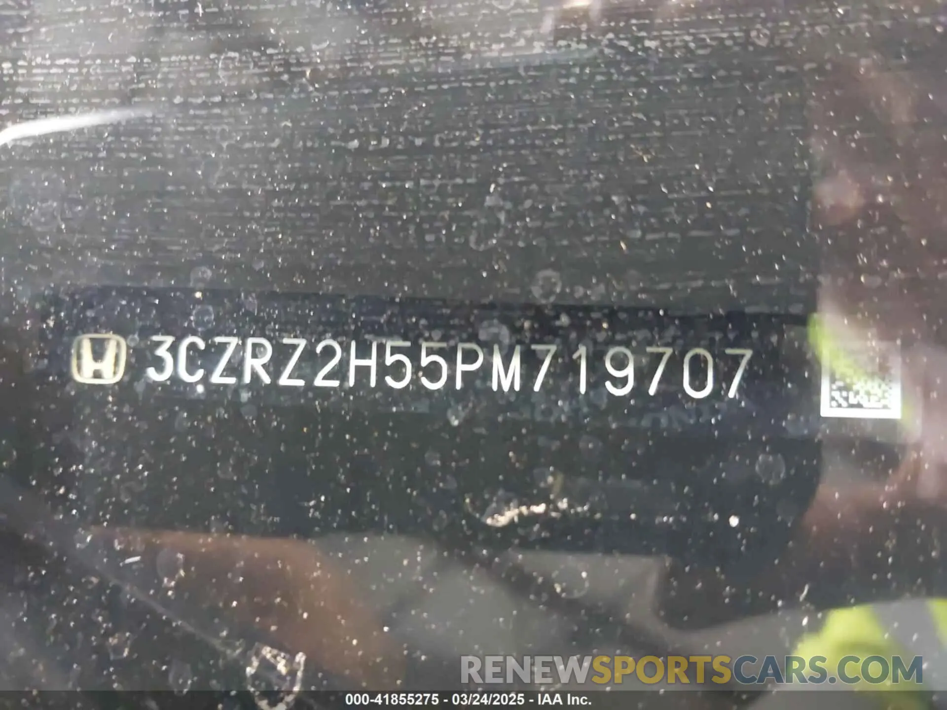 18 Photograph of a damaged car 3CZRZ2H55PM719707 HONDA HR-V 2023