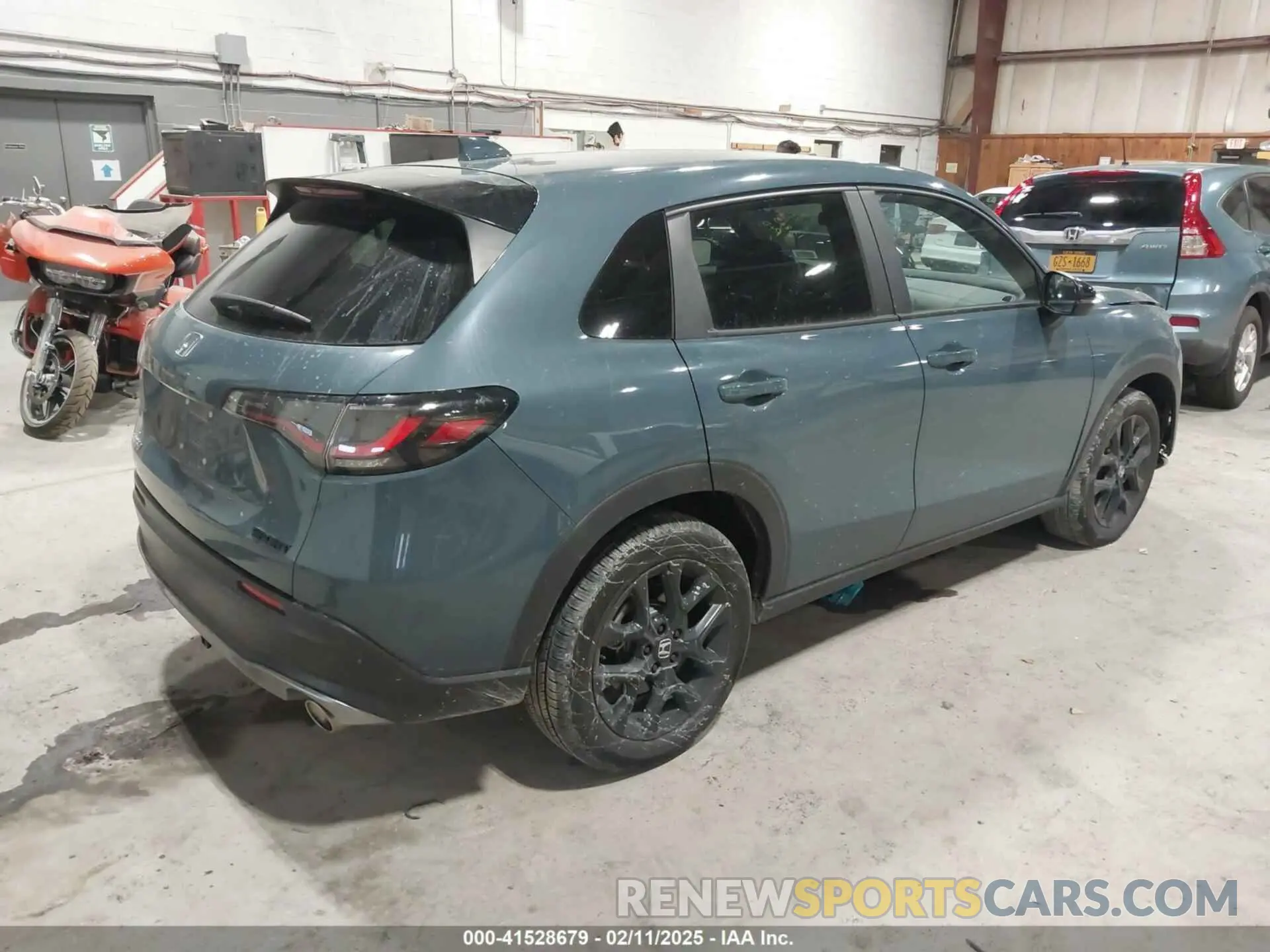 4 Photograph of a damaged car 3CZRZ2H55PM744848 HONDA HR-V 2023