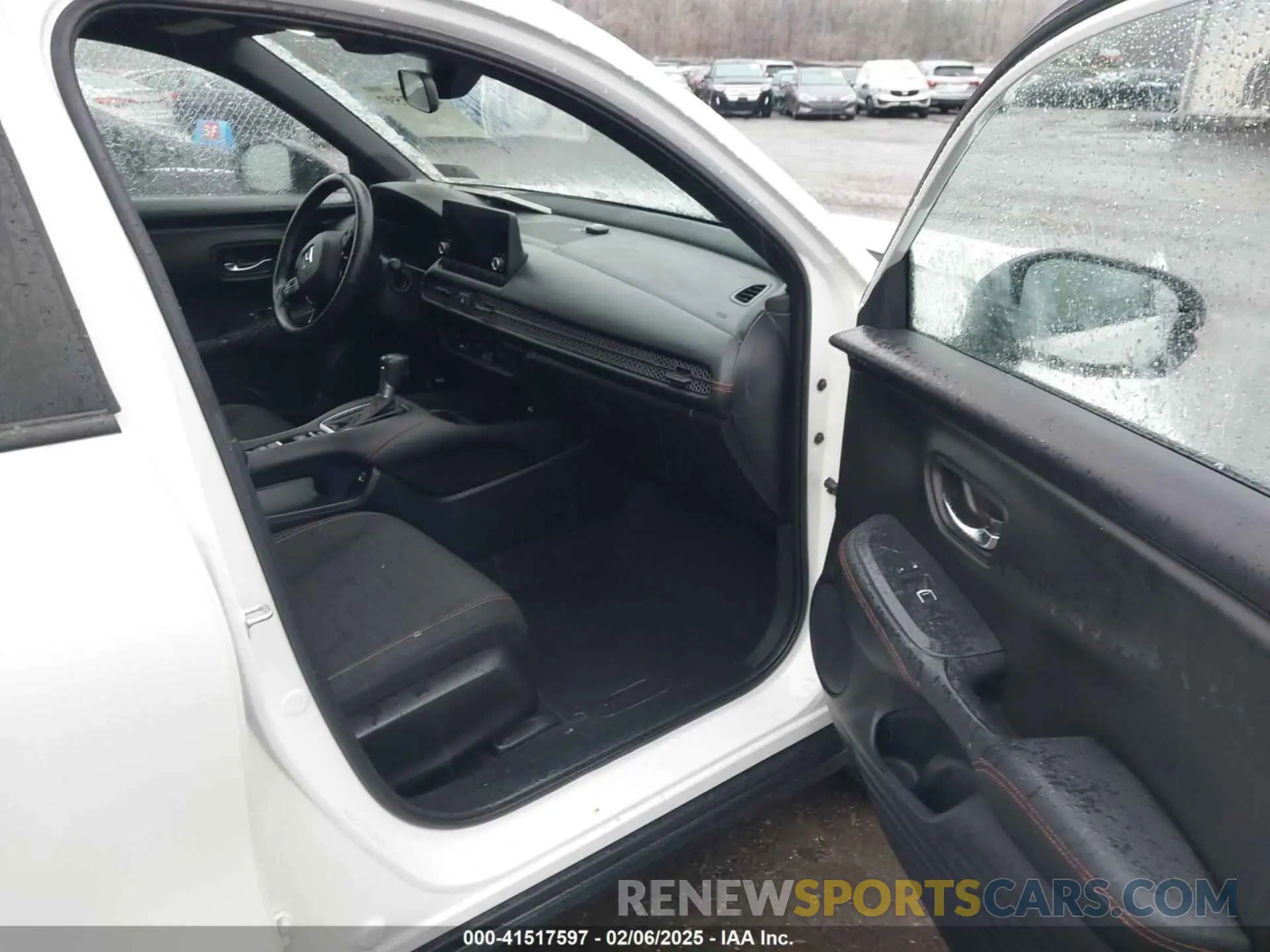 5 Photograph of a damaged car 3CZRZ2H56PM707128 HONDA HR-V 2023