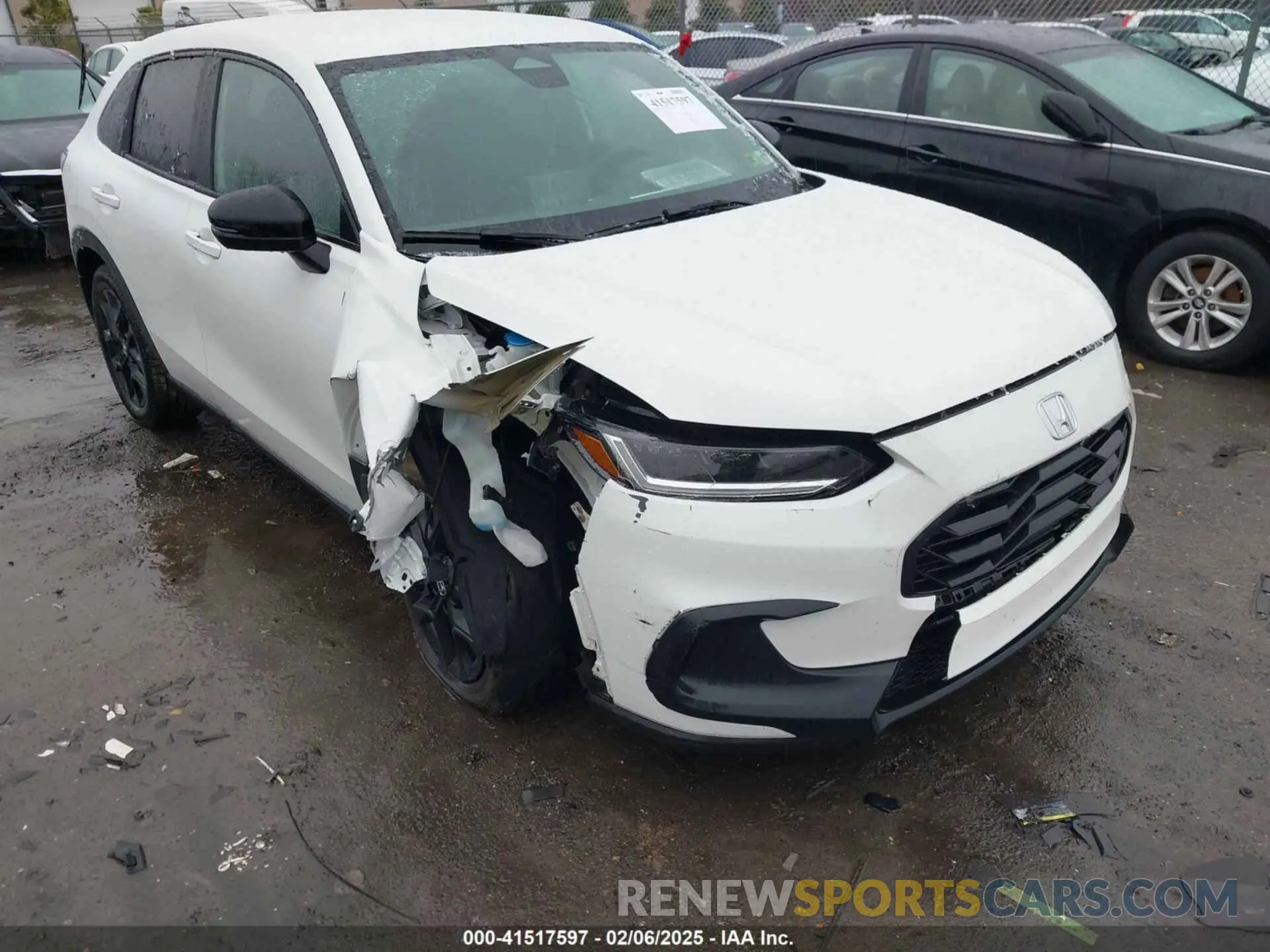 6 Photograph of a damaged car 3CZRZ2H56PM707128 HONDA HR-V 2023