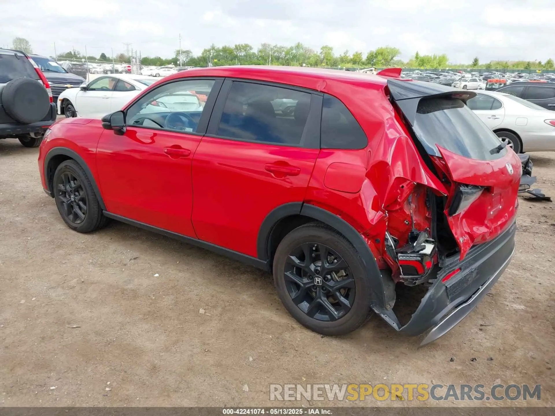 3 Photograph of a damaged car 3CZRZ2H56PM713382 HONDA HR-V 2023