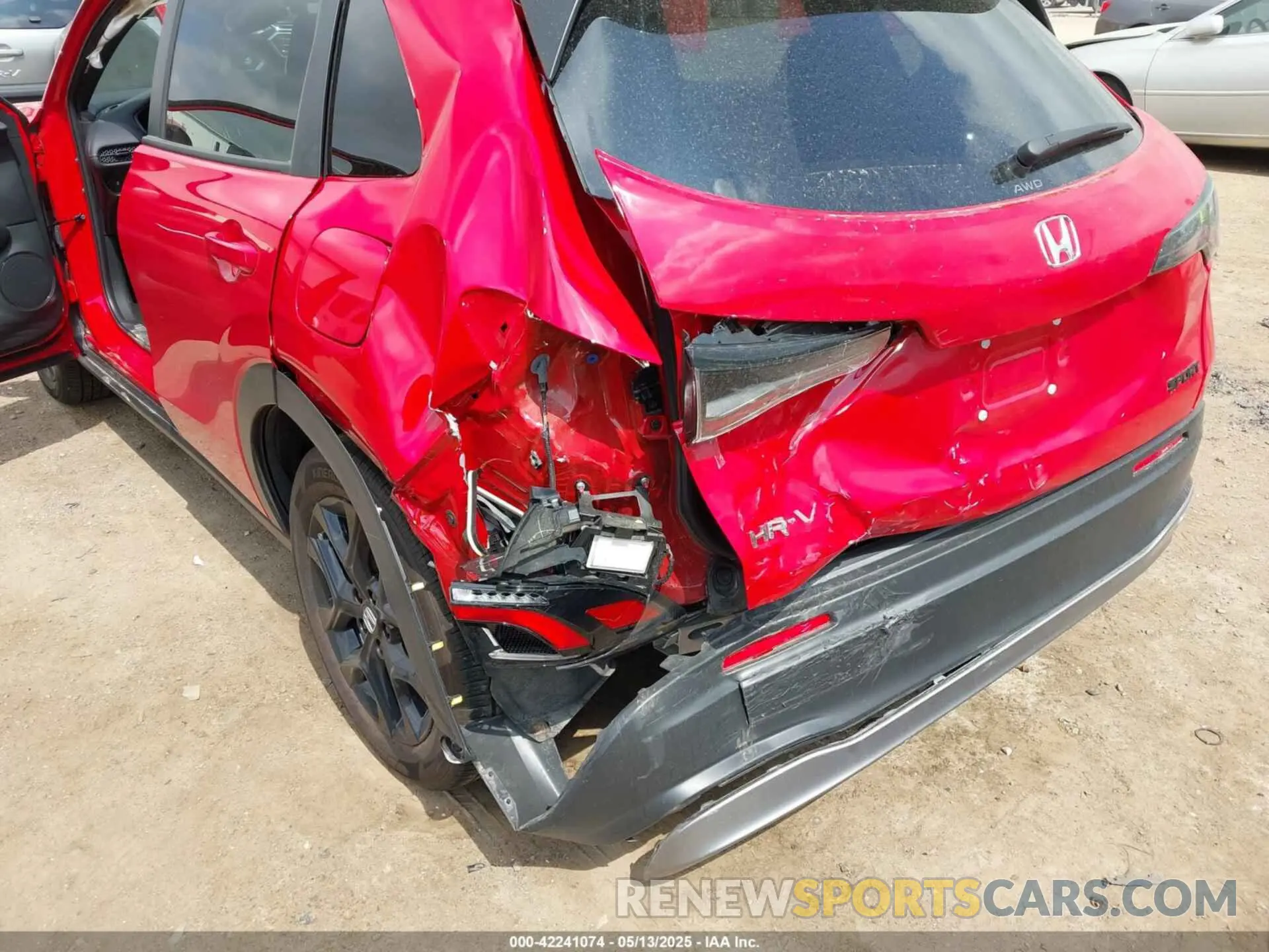 6 Photograph of a damaged car 3CZRZ2H56PM713382 HONDA HR-V 2023