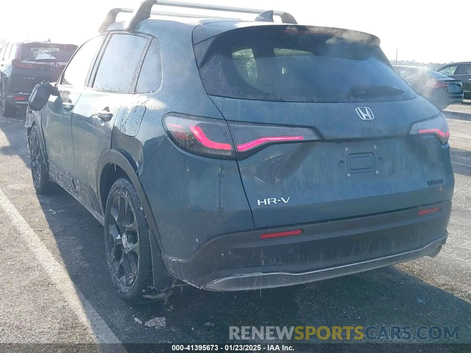 3 Photograph of a damaged car 3CZRZ2H56PM715360 HONDA HR-V 2023