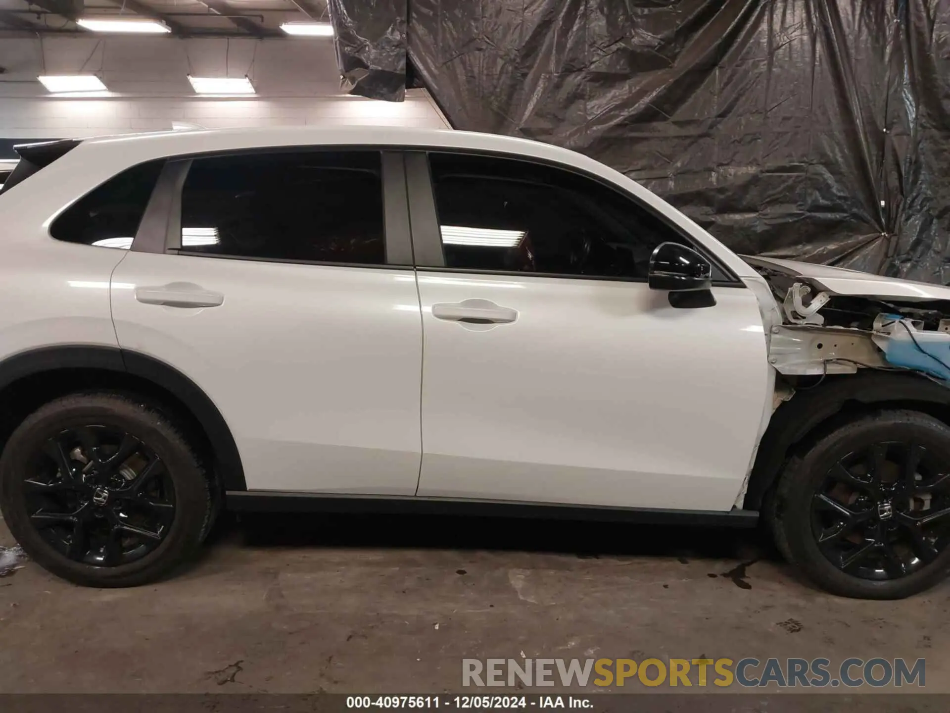14 Photograph of a damaged car 3CZRZ2H56PM733051 HONDA HR-V 2023