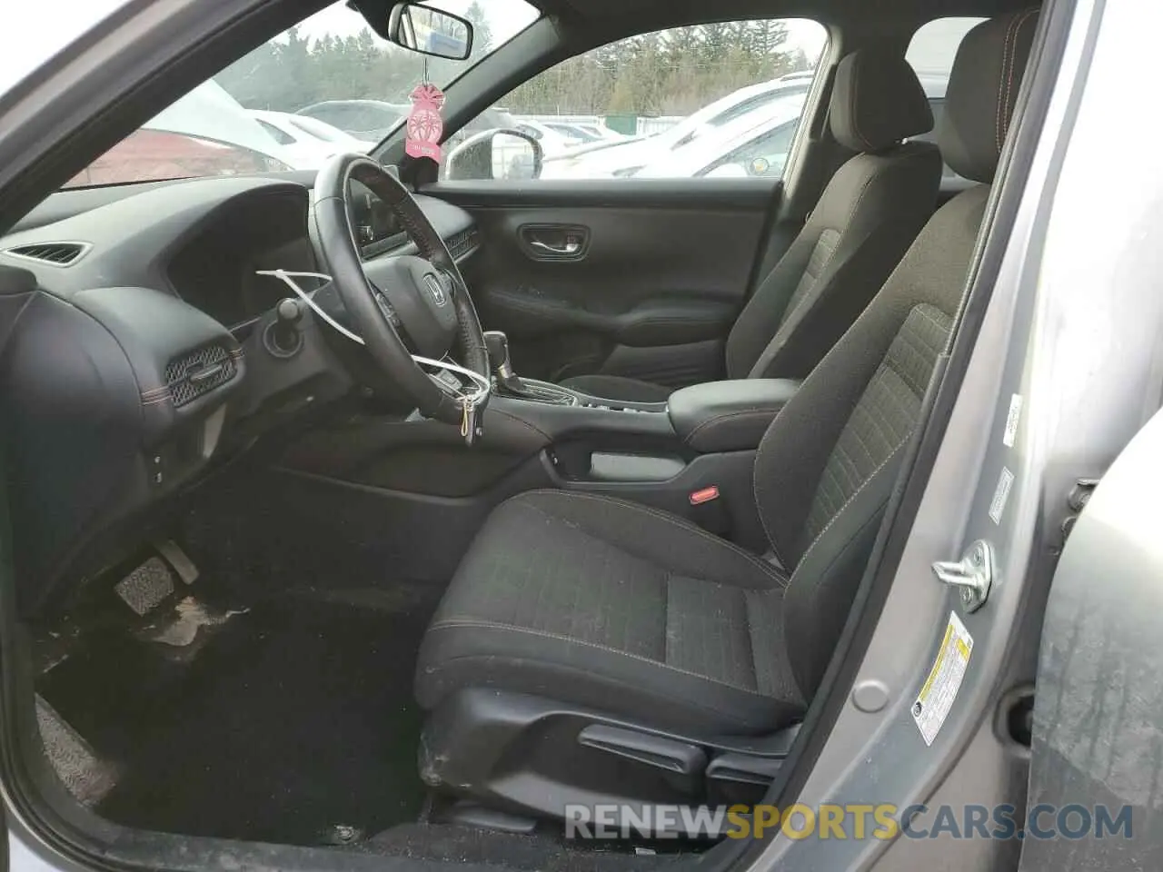 7 Photograph of a damaged car 3CZRZ2H57PM102373 HONDA HR-V 2023