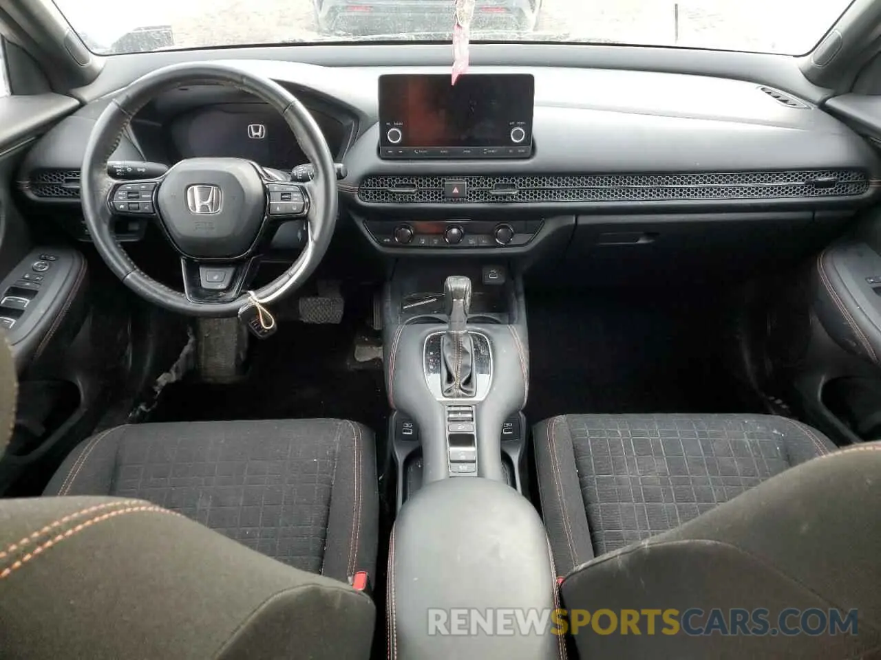 8 Photograph of a damaged car 3CZRZ2H57PM102373 HONDA HR-V 2023