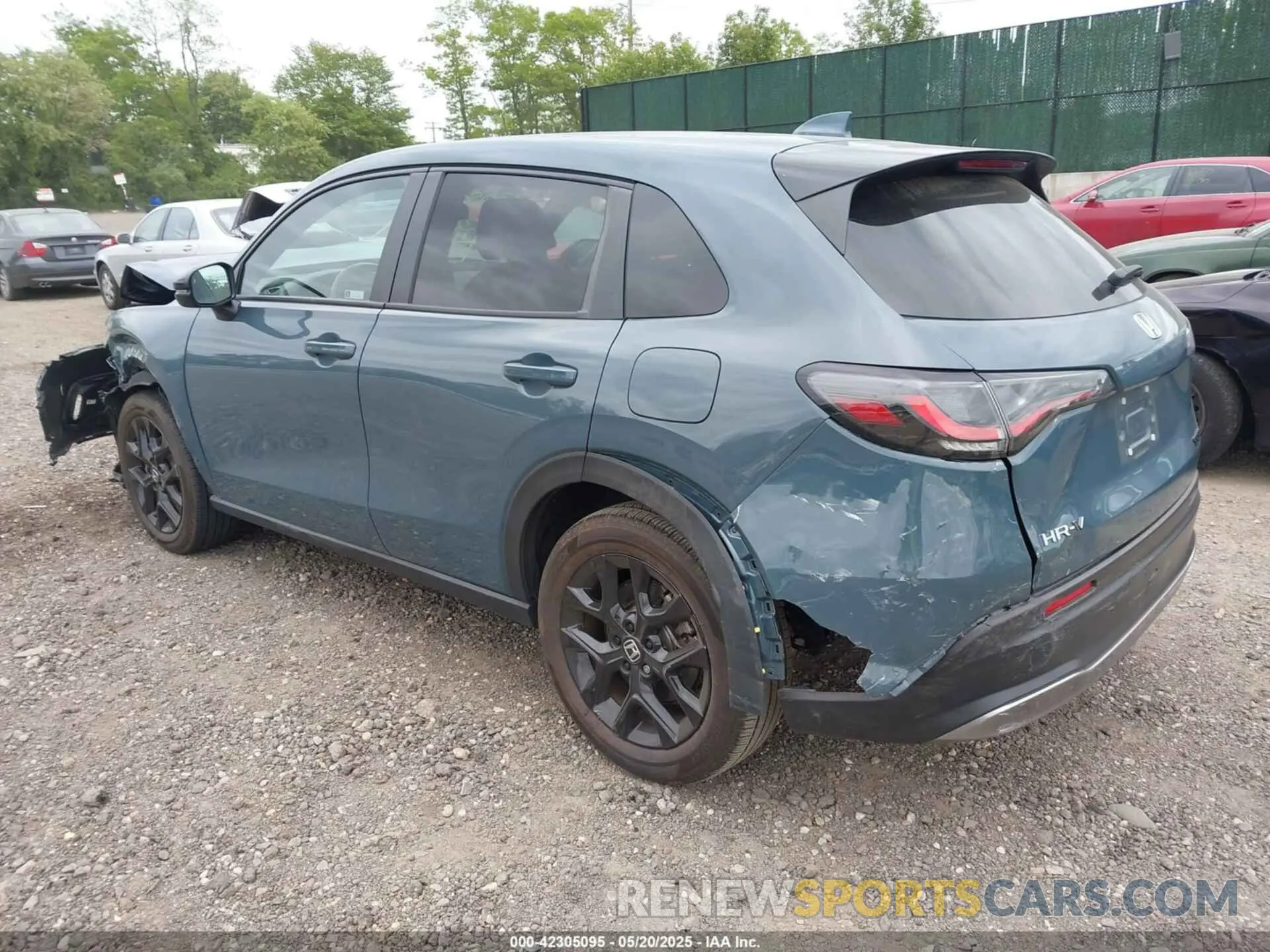 3 Photograph of a damaged car 3CZRZ2H57PM733320 HONDA HR-V 2023
