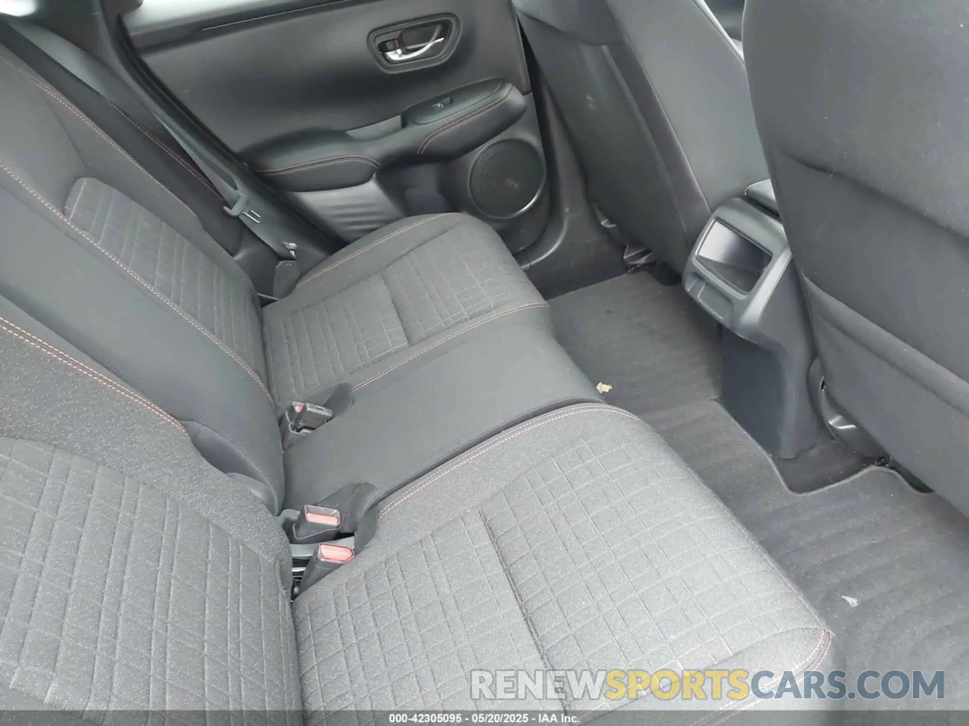 8 Photograph of a damaged car 3CZRZ2H57PM733320 HONDA HR-V 2023