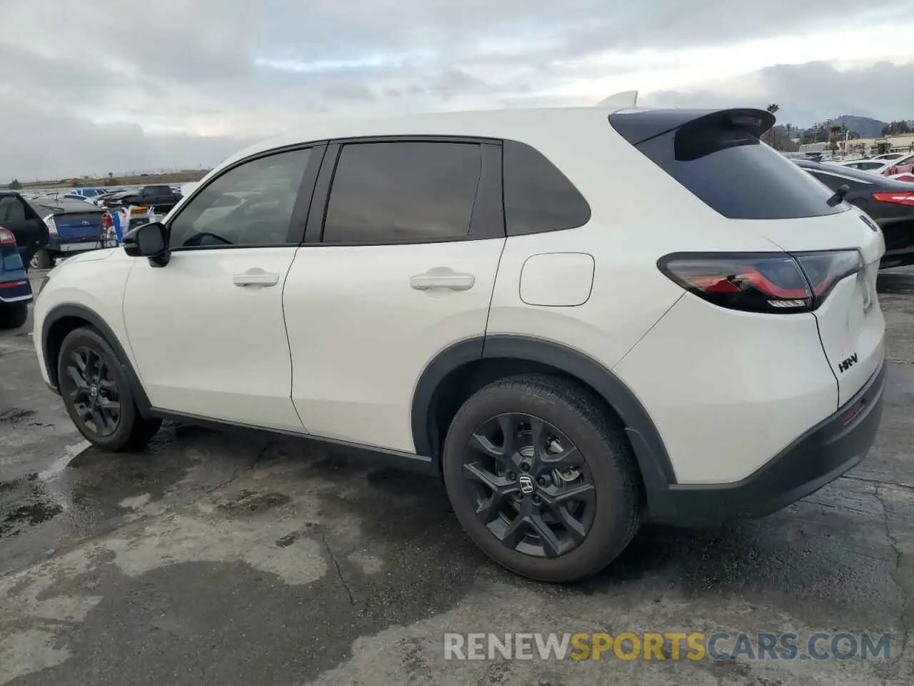 2 Photograph of a damaged car 3CZRZ2H58PM716185 HONDA HR-V 2023