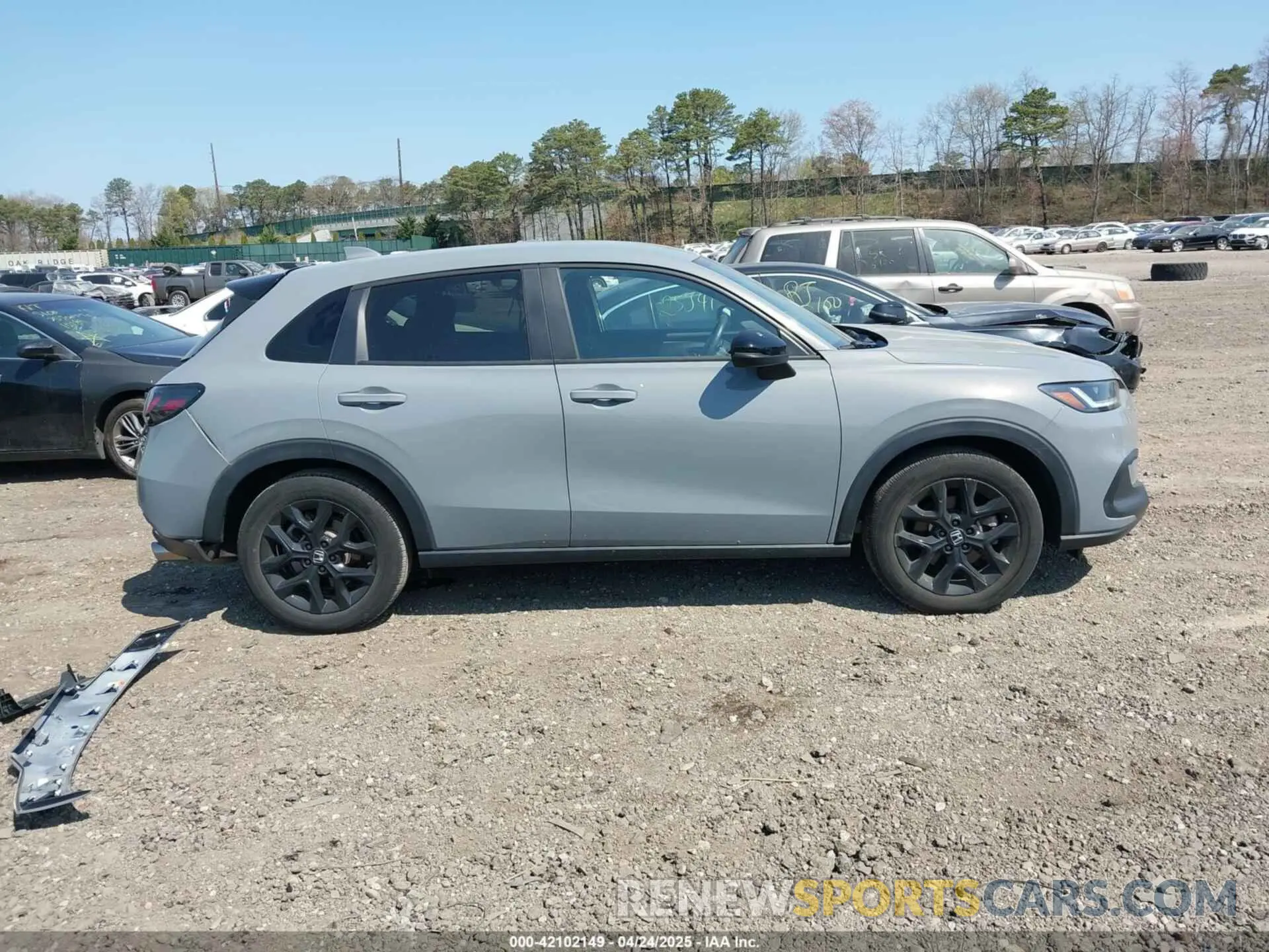 13 Photograph of a damaged car 3CZRZ2H58PM723850 HONDA HR-V 2023