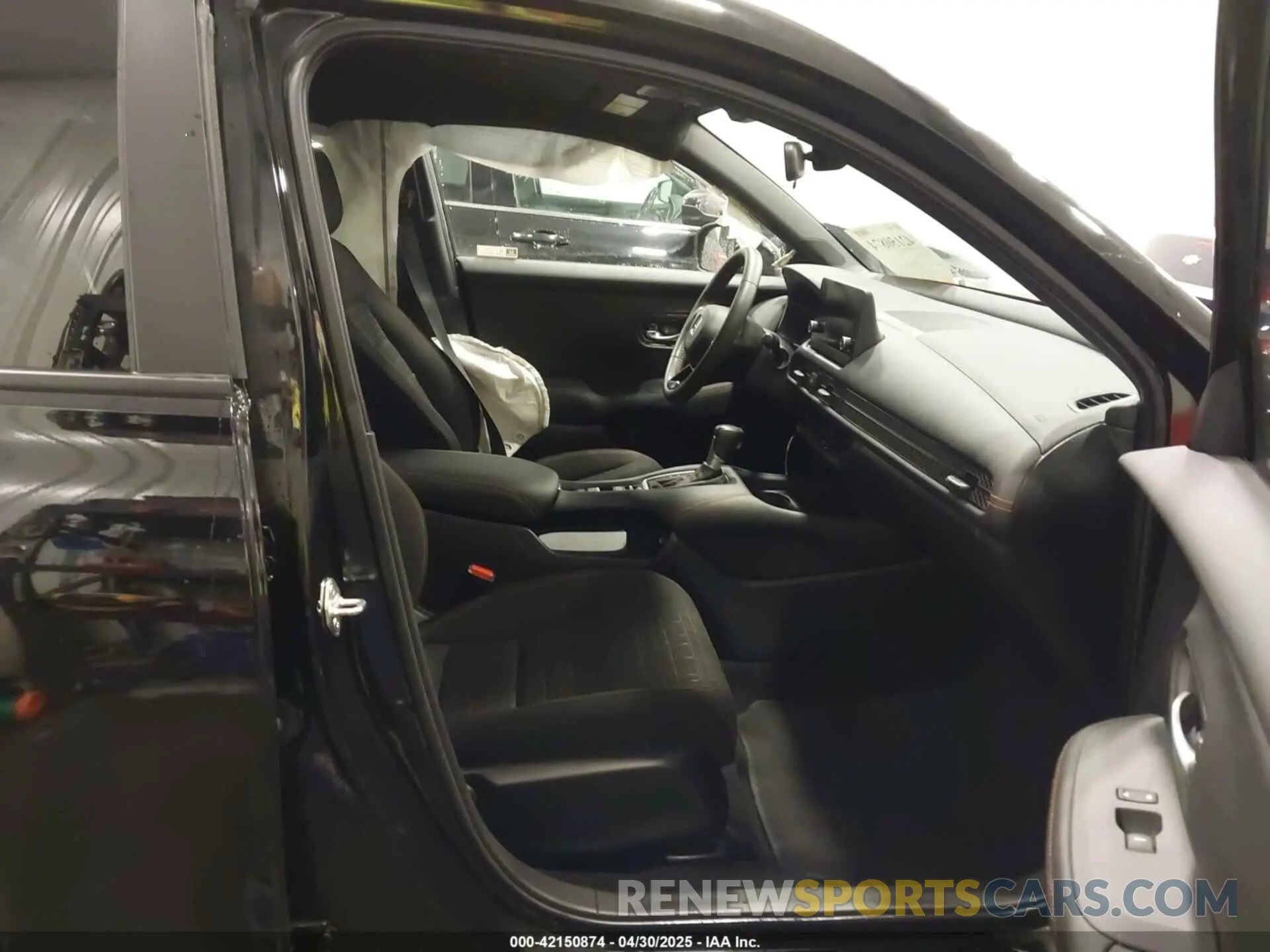 5 Photograph of a damaged car 3CZRZ2H58PM749171 HONDA HR-V 2023