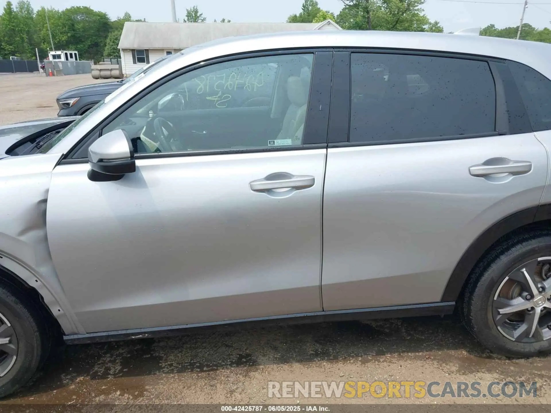 15 Photograph of a damaged car 3CZRZ2H70PM726677 HONDA HR-V 2023