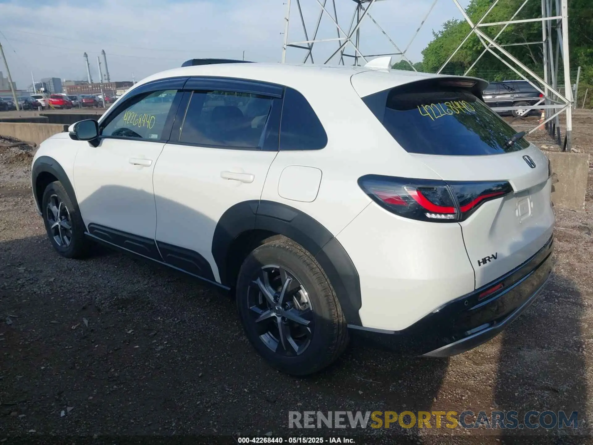 3 Photograph of a damaged car 3CZRZ2H71PM719270 HONDA HR-V 2023