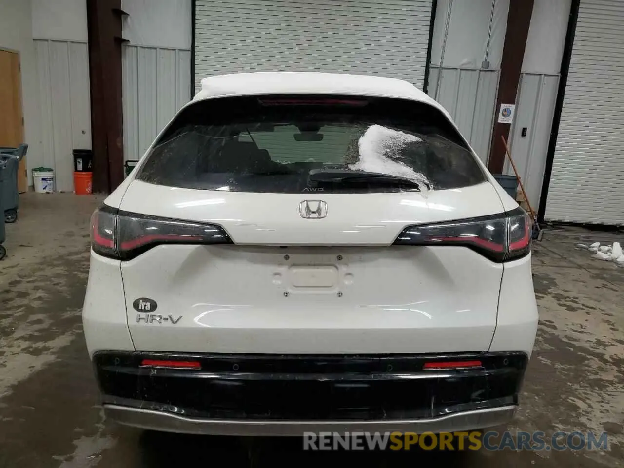 6 Photograph of a damaged car 3CZRZ2H75PM711334 HONDA HR-V 2023