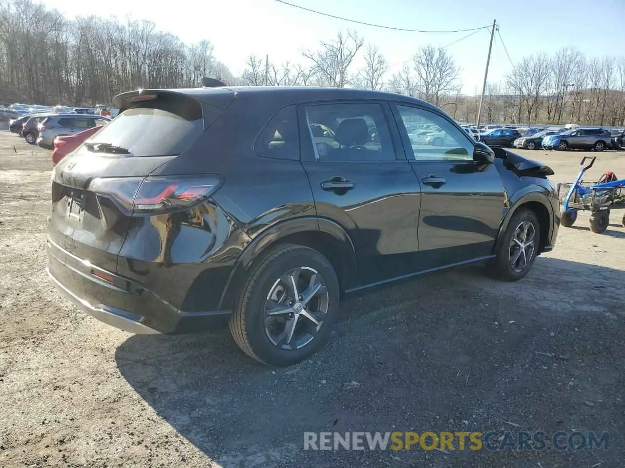 3 Photograph of a damaged car 3CZRZ2H77PM702523 HONDA HR-V 2023