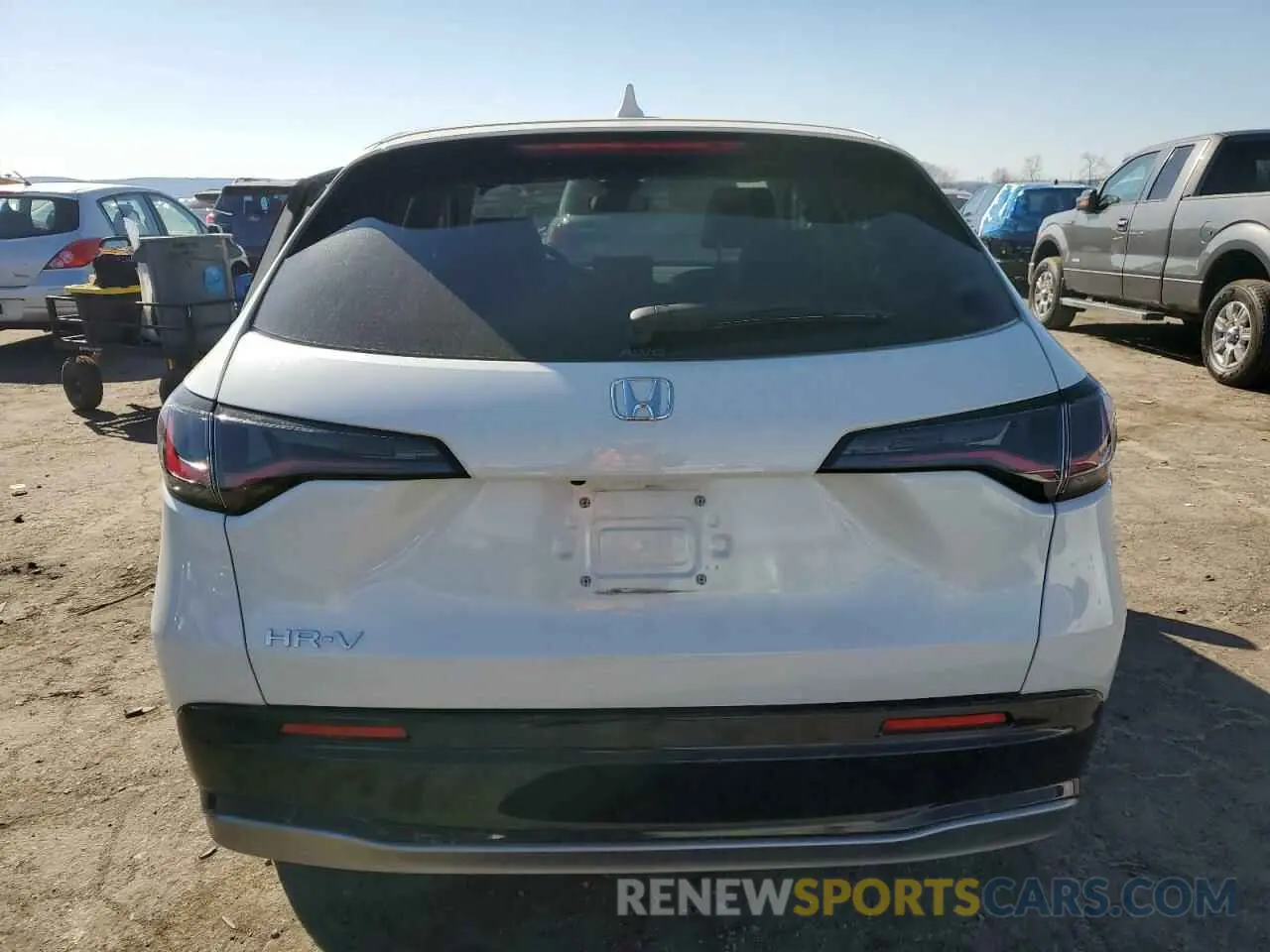 6 Photograph of a damaged car 3CZRZ2H78PM737491 HONDA HR-V 2023