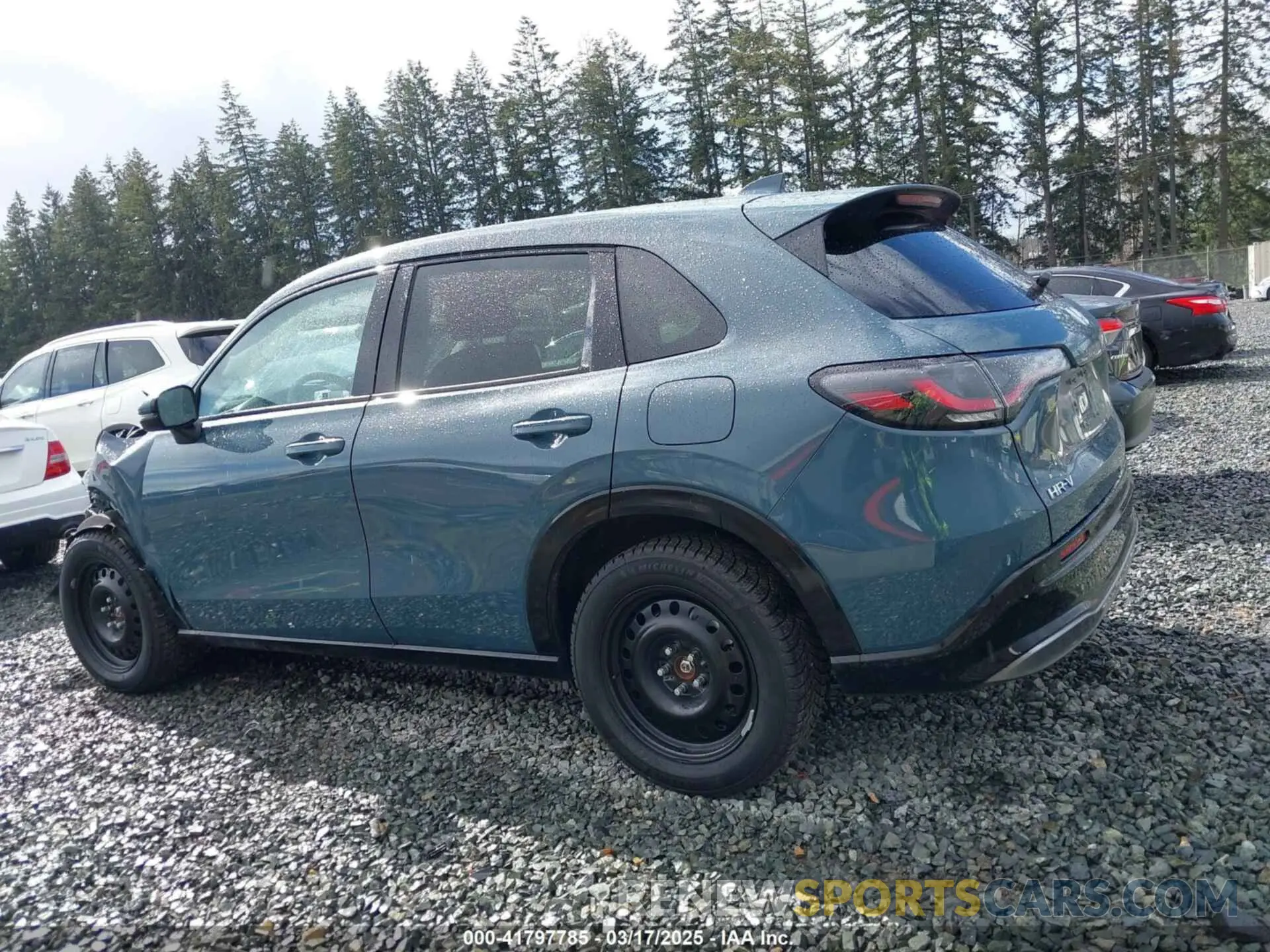 14 Photograph of a damaged car 3CZRZ2H79PM739038 HONDA HR-V 2023