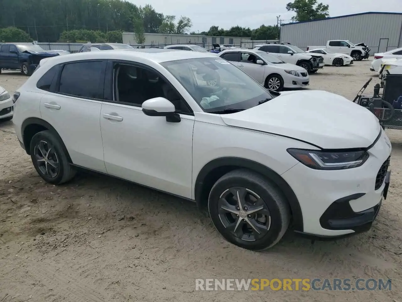 4 Photograph of a damaged car 3CZRZ2H7XPM748881 HONDA HR-V 2023