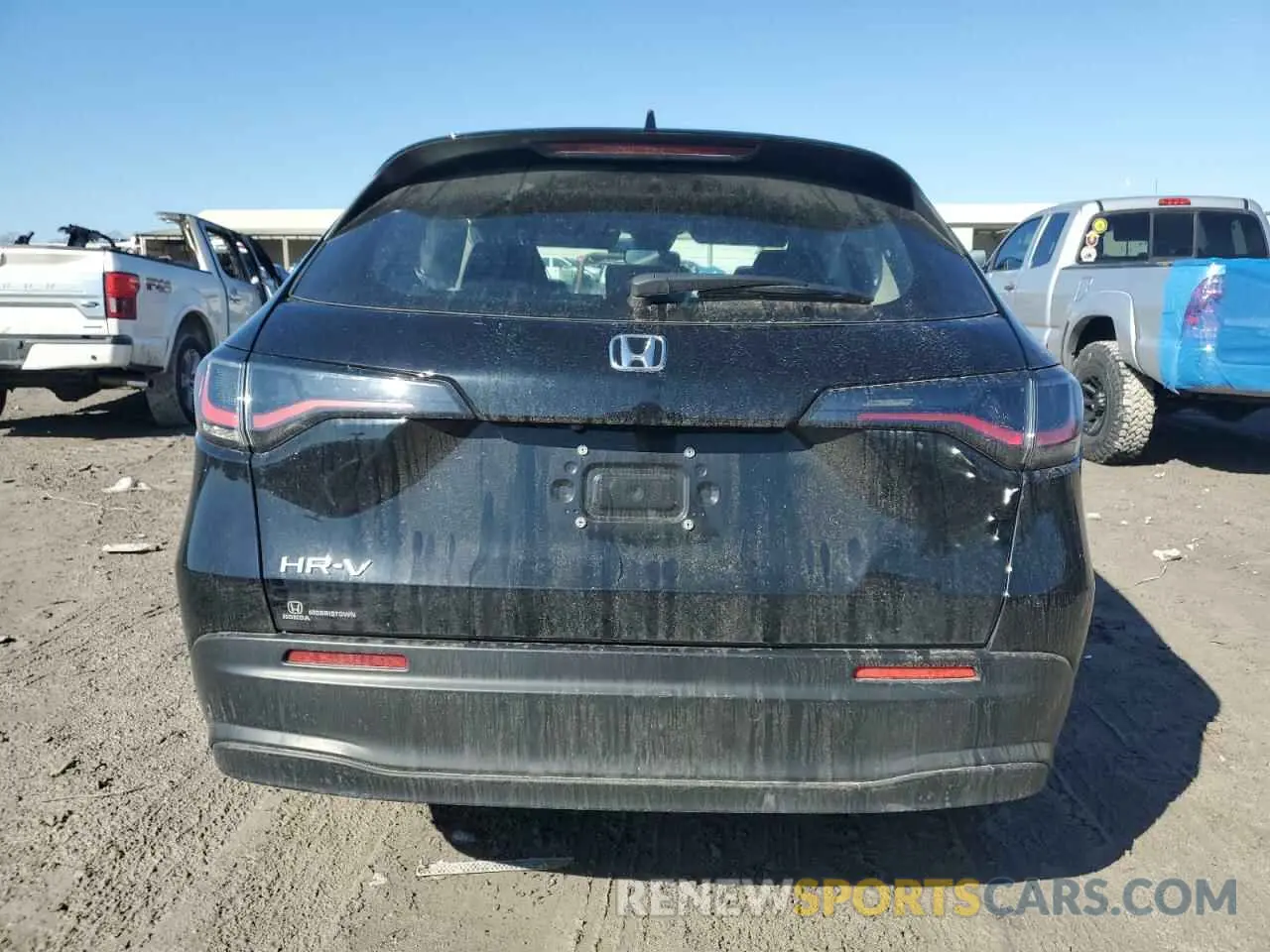 6 Photograph of a damaged car 3CZRZ1H30RM717858 HONDA HR-V 2024
