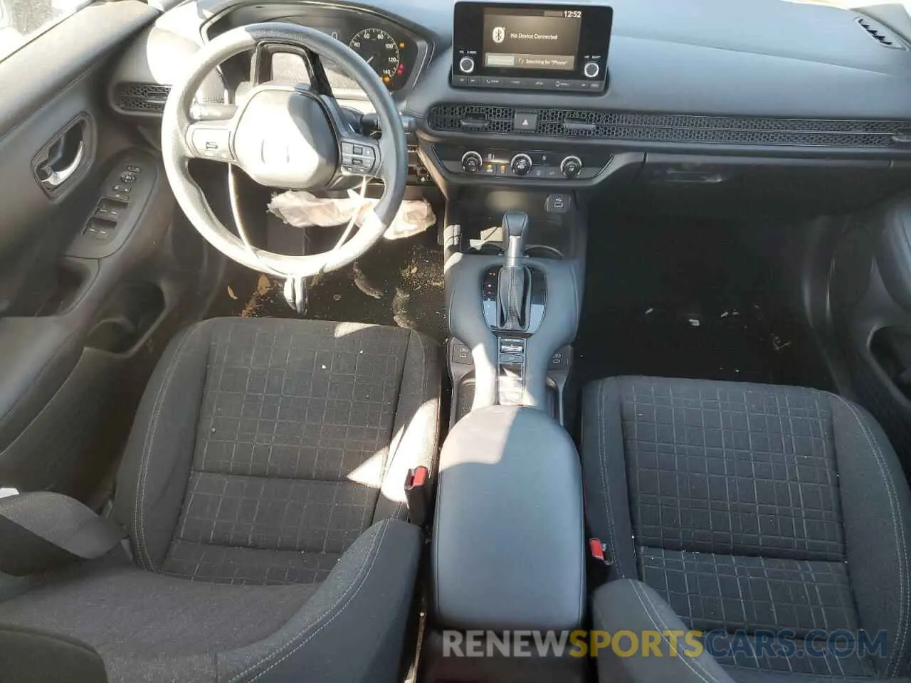 8 Photograph of a damaged car 3CZRZ1H30RM717858 HONDA HR-V 2024