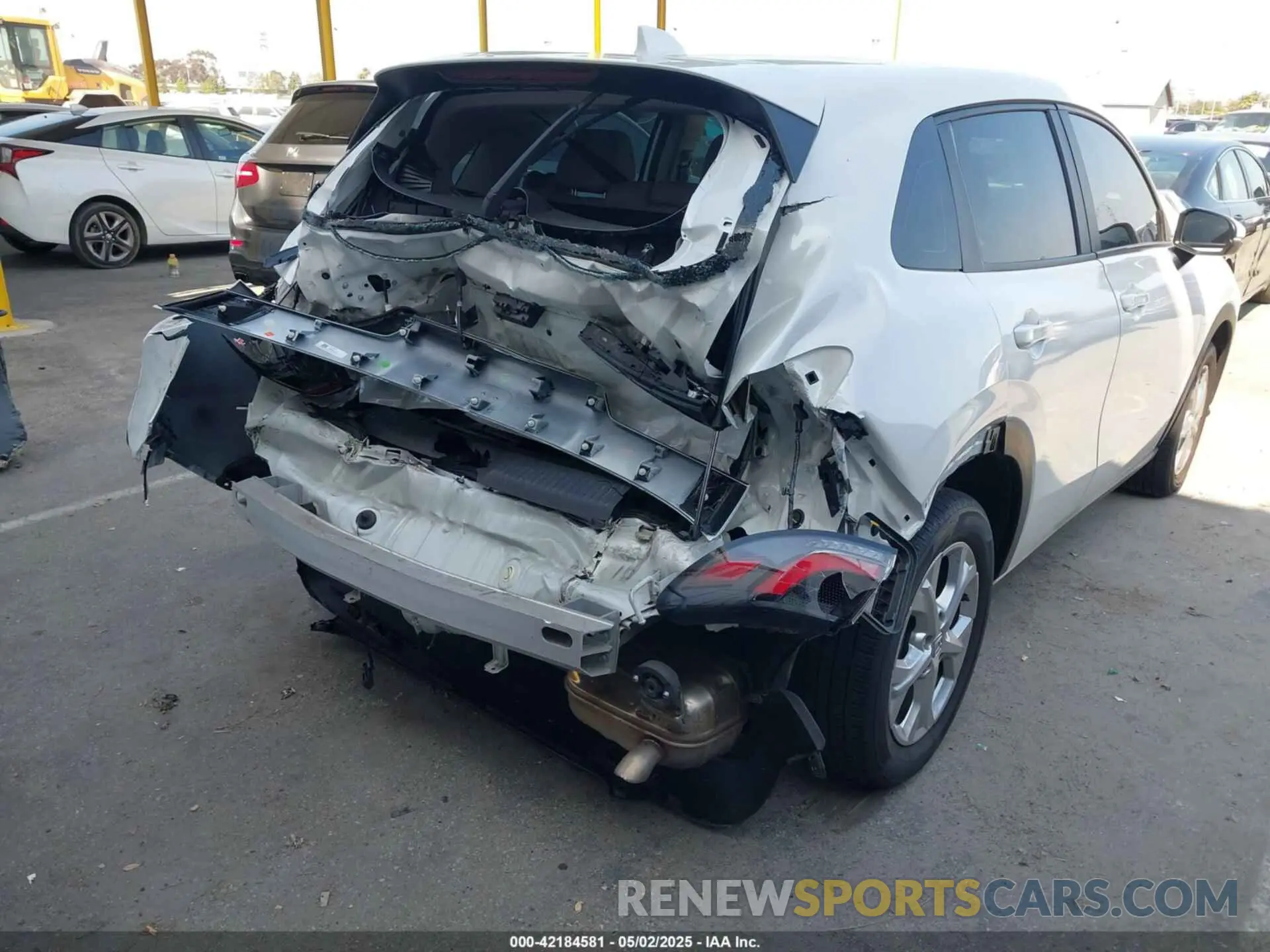 4 Photograph of a damaged car 3CZRZ1H31RM720266 HONDA HR-V 2024