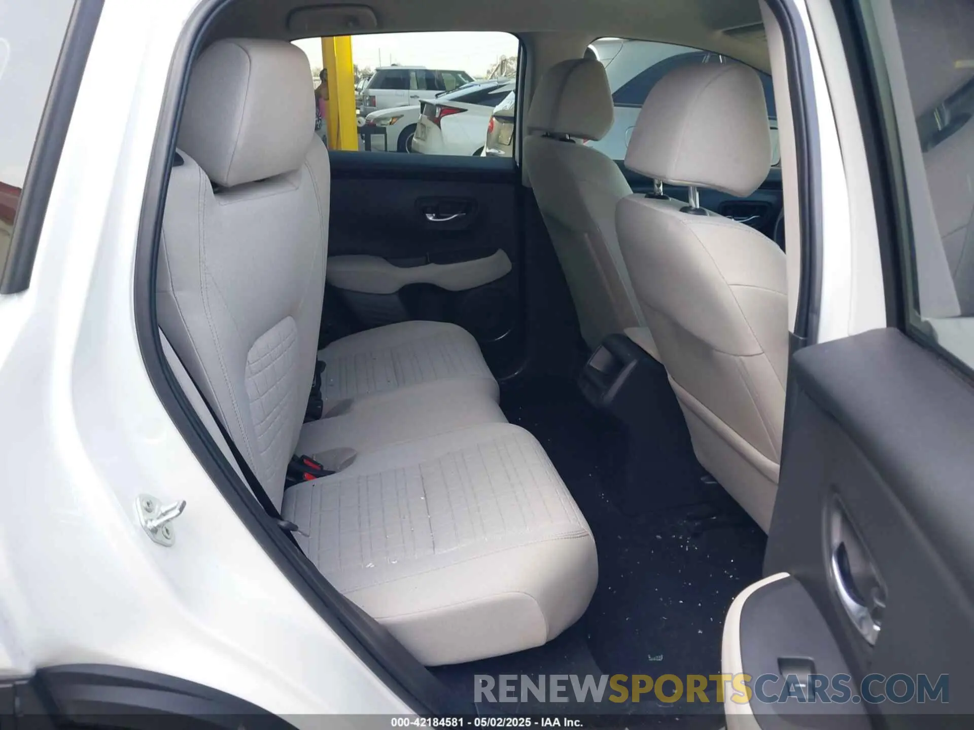 8 Photograph of a damaged car 3CZRZ1H31RM720266 HONDA HR-V 2024