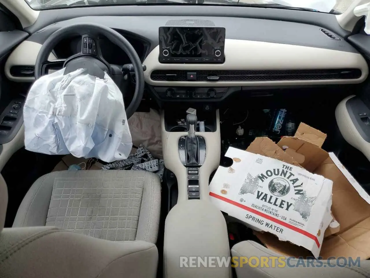 8 Photograph of a damaged car 3CZRZ1H31RM758483 HONDA HR-V 2024