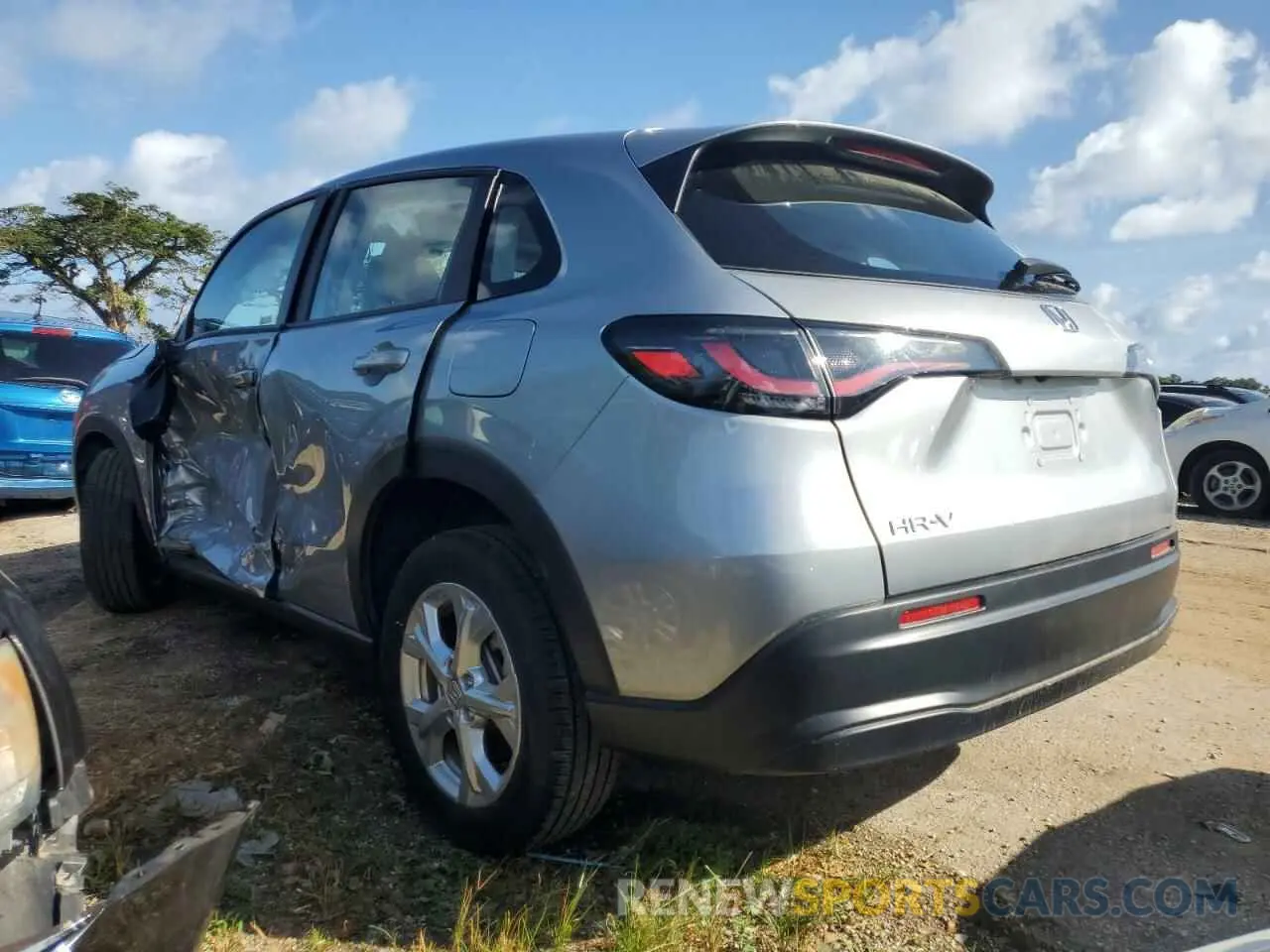 2 Photograph of a damaged car 3CZRZ1H32RM701144 HONDA HR-V 2024