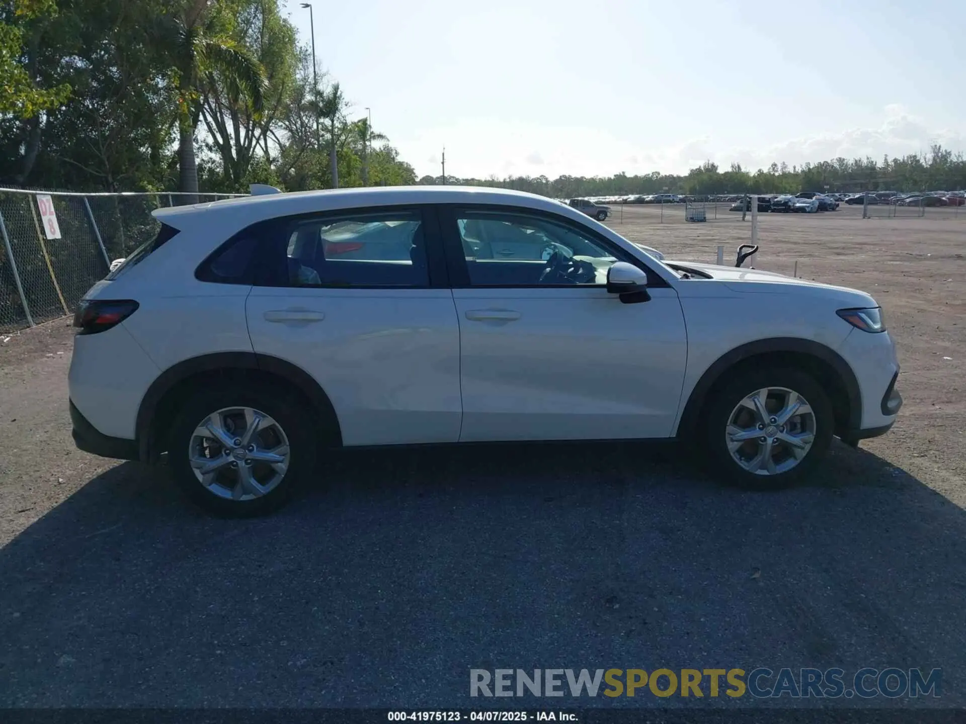 13 Photograph of a damaged car 3CZRZ1H32RM702956 HONDA HR-V 2024