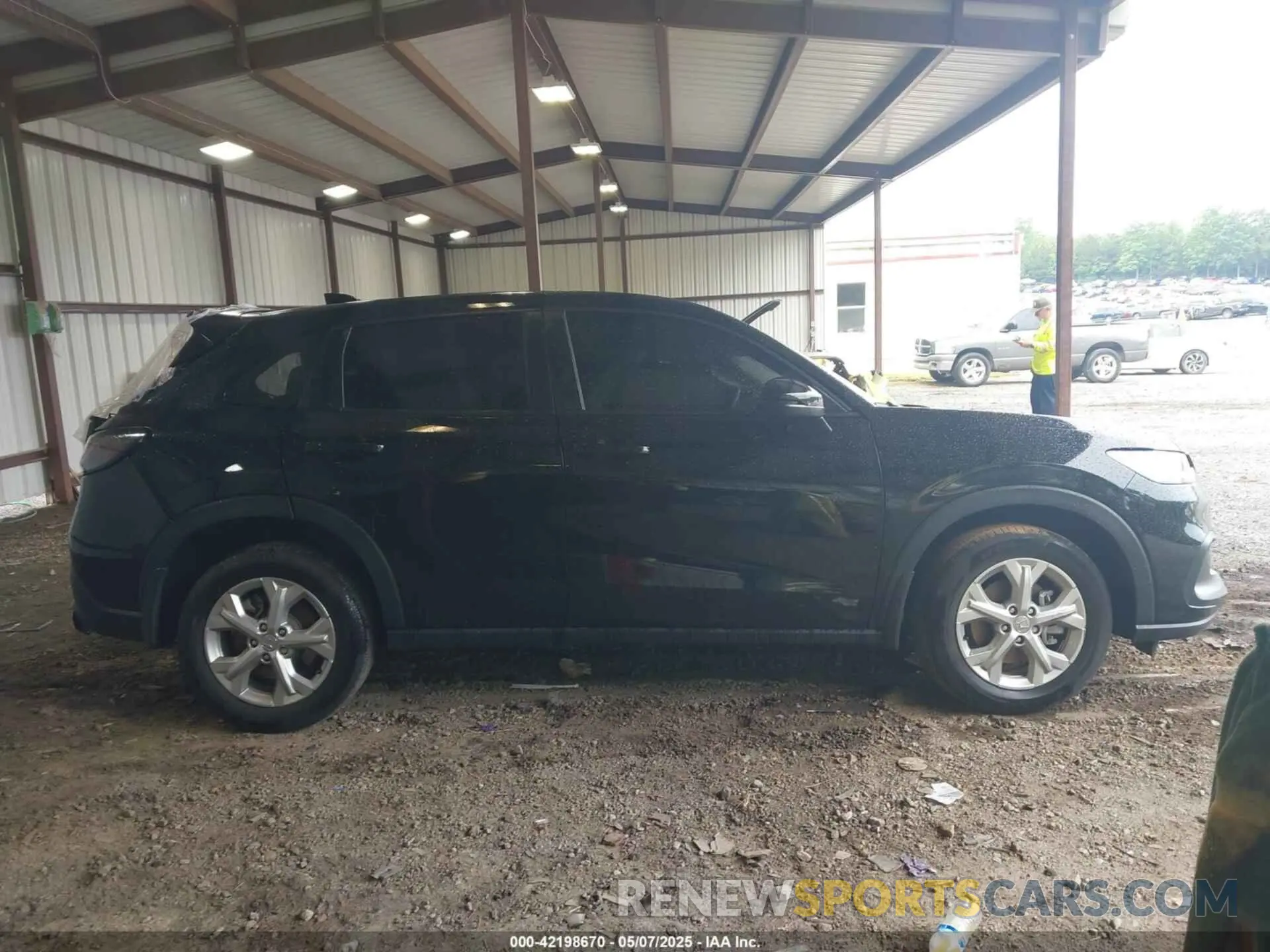 12 Photograph of a damaged car 3CZRZ1H32RM710751 HONDA HR-V 2024