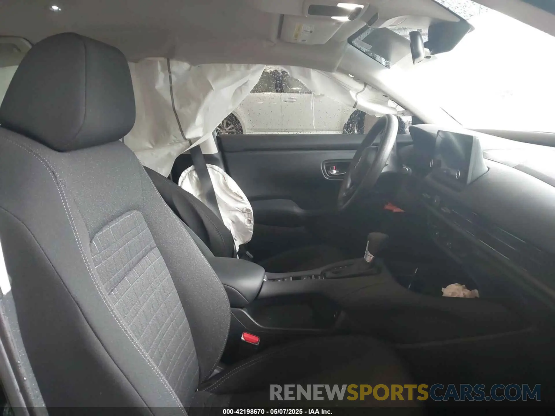 5 Photograph of a damaged car 3CZRZ1H32RM710751 HONDA HR-V 2024
