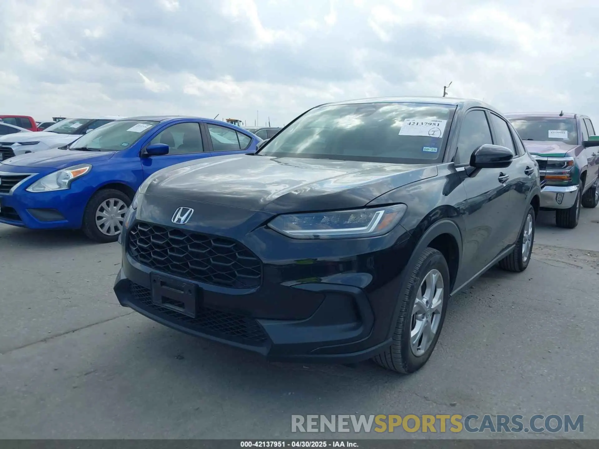 2 Photograph of a damaged car 3CZRZ1H36RM714737 HONDA HR-V 2024