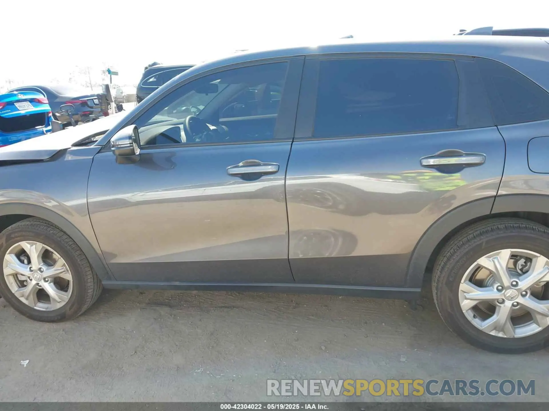 14 Photograph of a damaged car 3CZRZ1H36RM716066 HONDA HR-V 2024