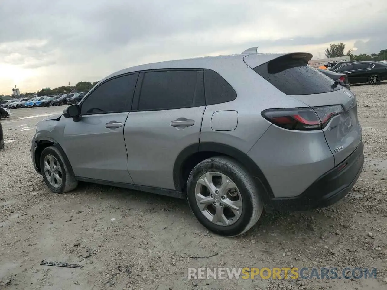 2 Photograph of a damaged car 3CZRZ1H37RM723320 HONDA HR-V 2024